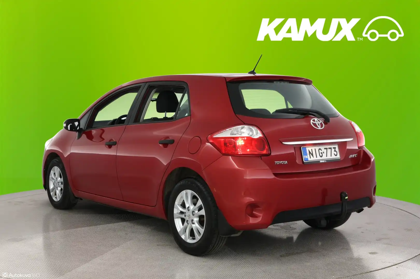 car-image