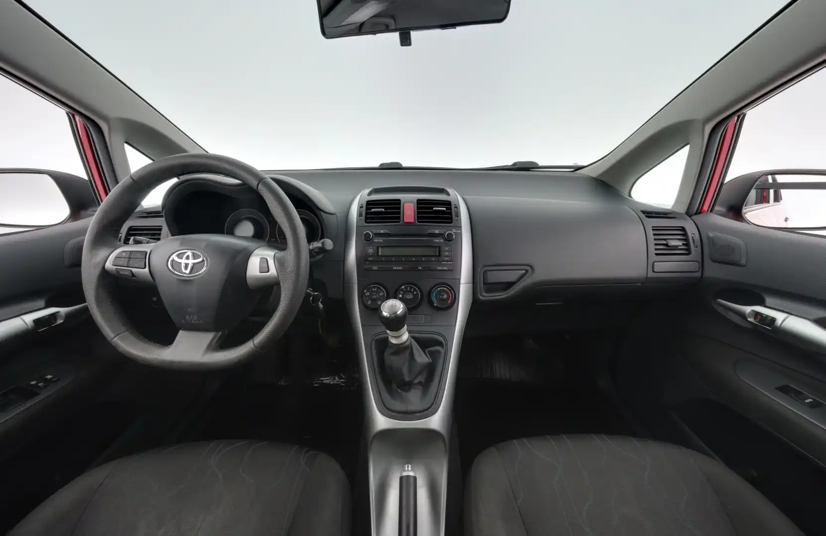 car-image