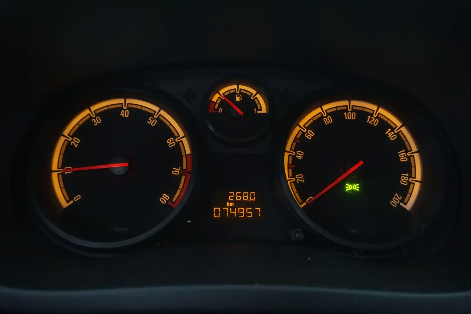 car-image