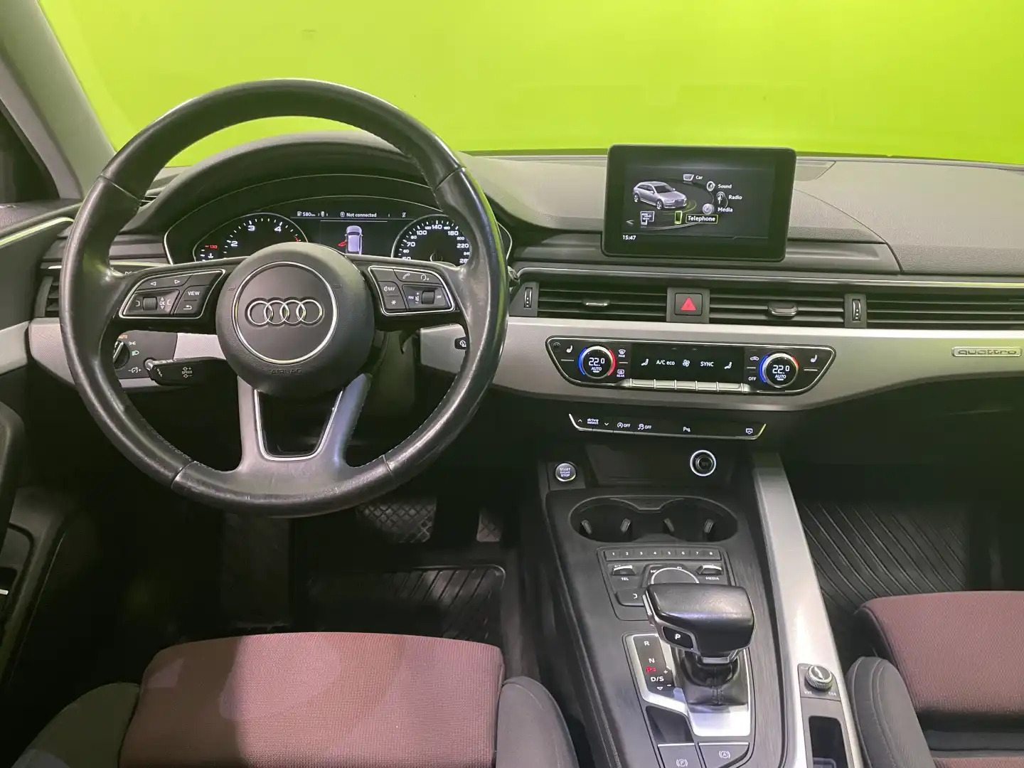 car-image