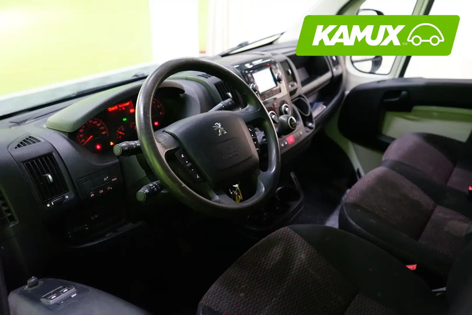 car-image