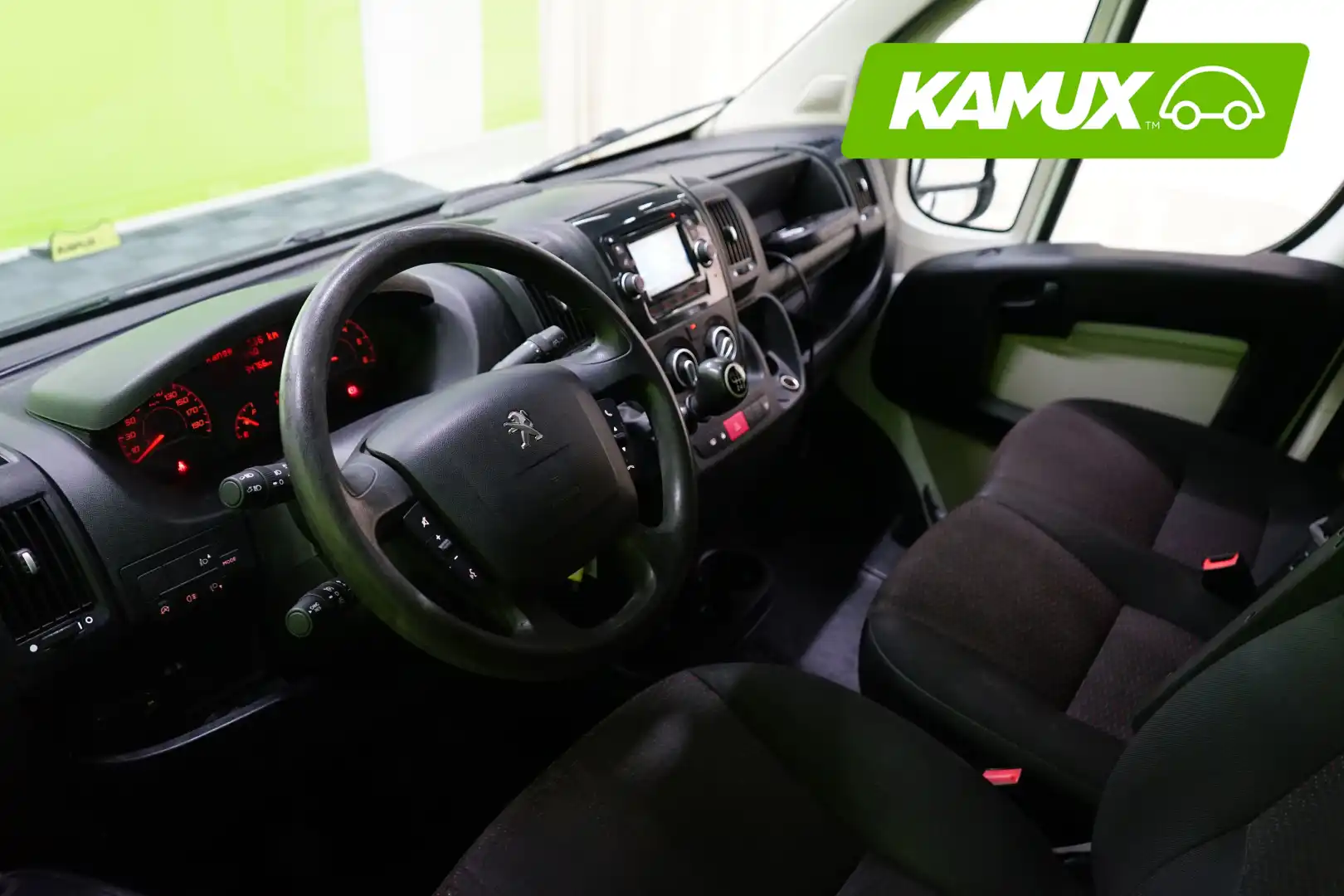 car-image