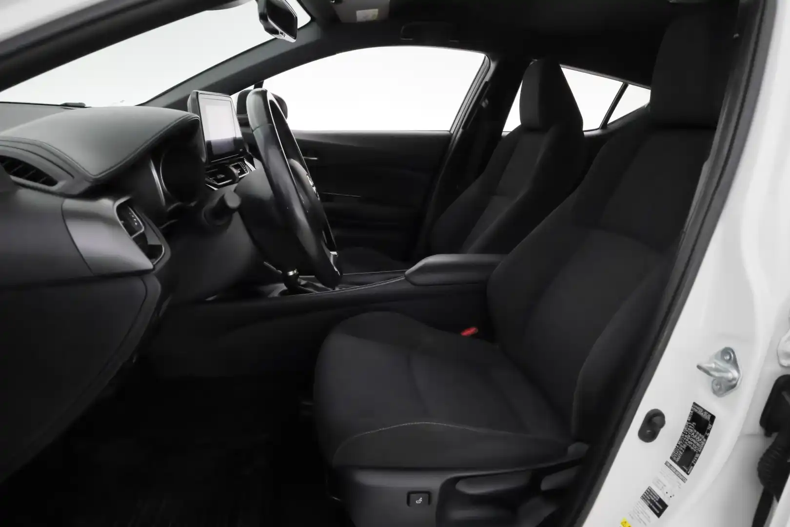 car-image