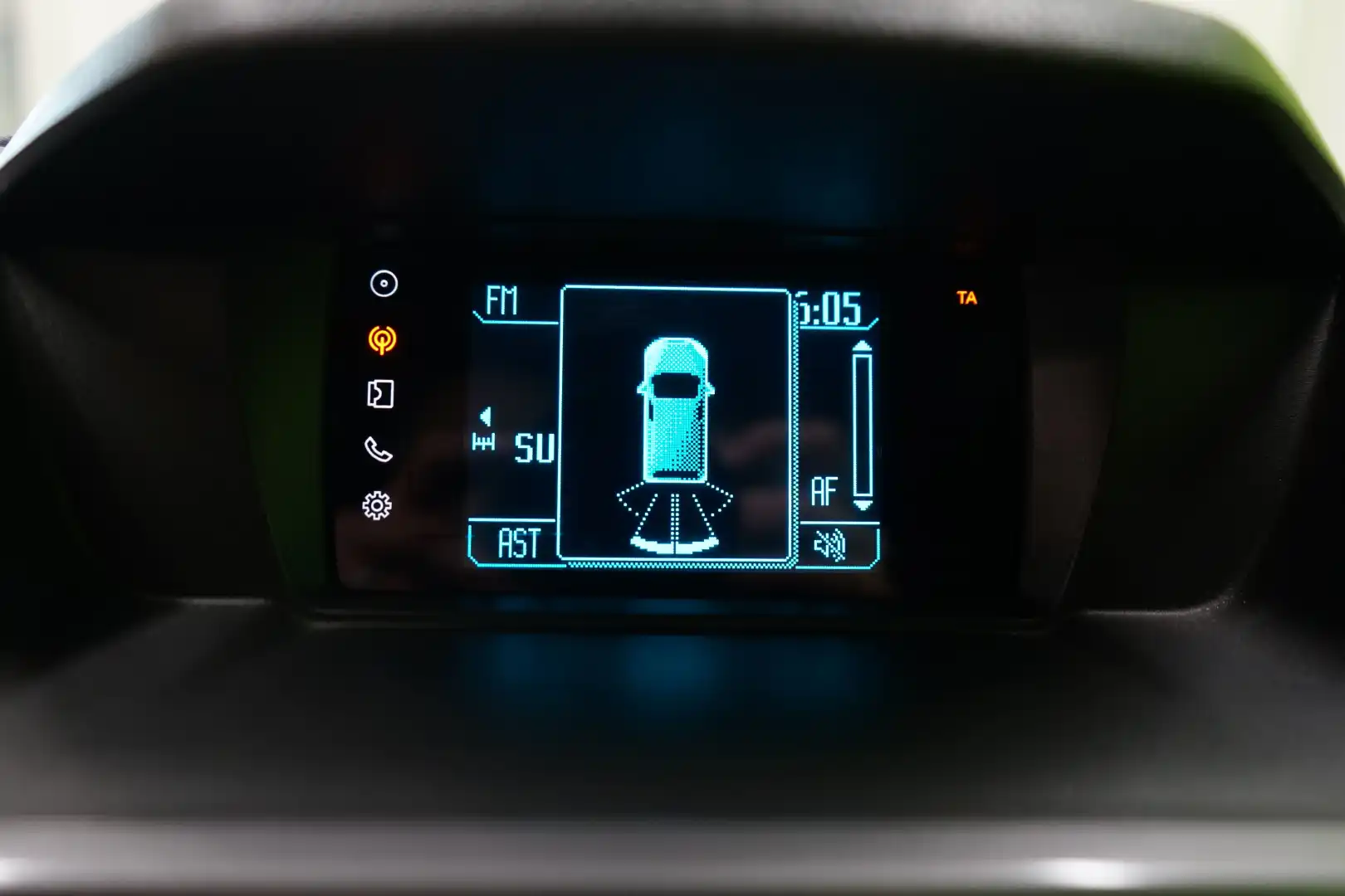 car-image
