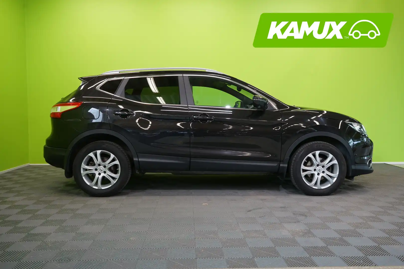 car-image