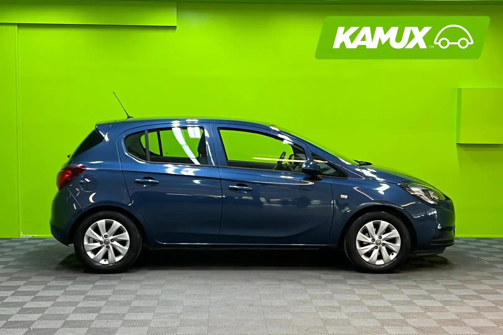 car-image