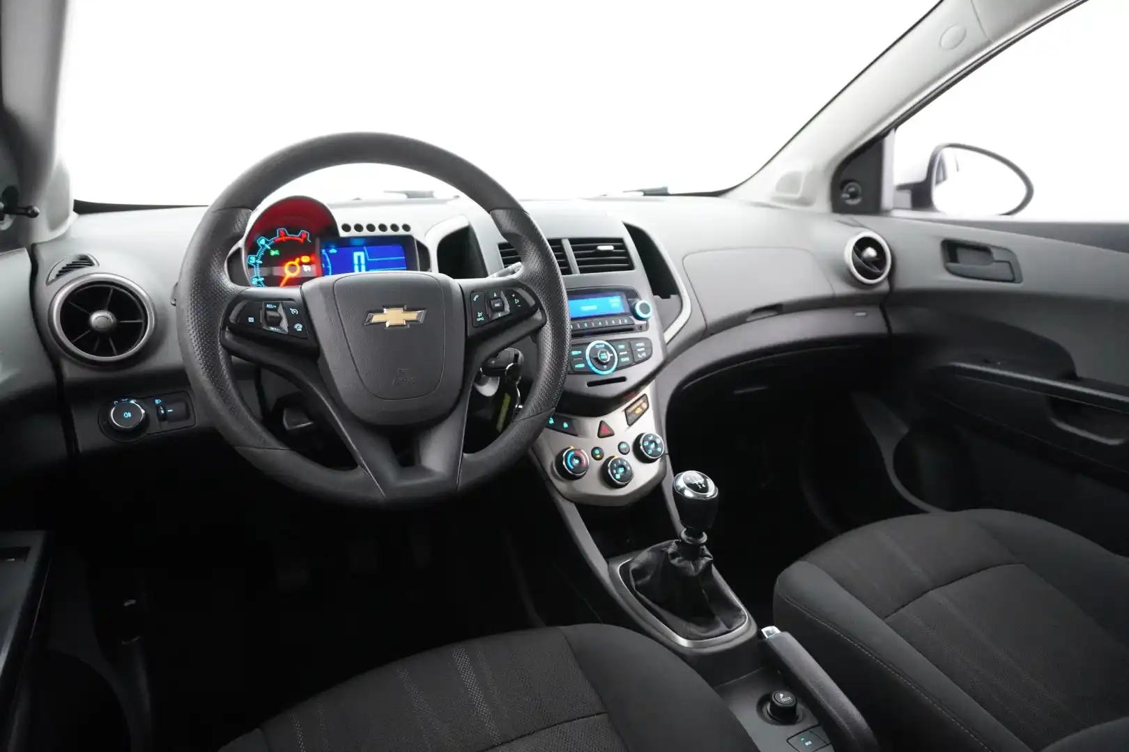 car-image