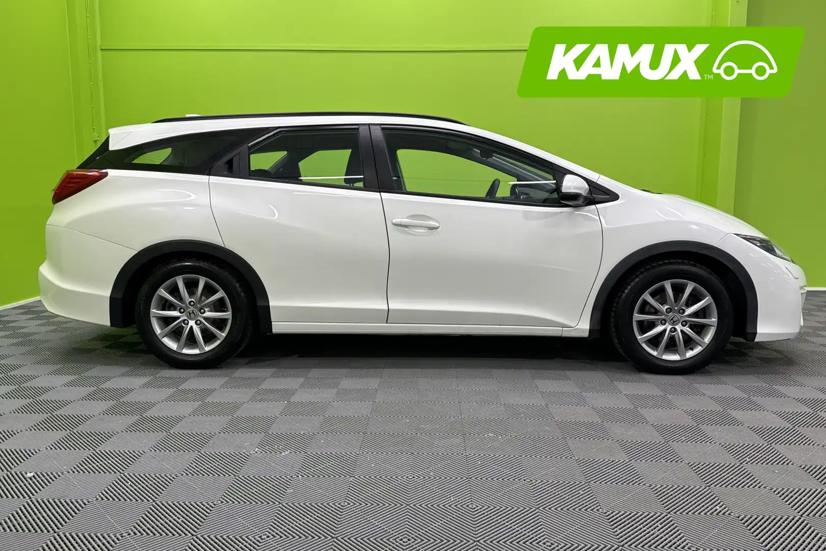 car-image