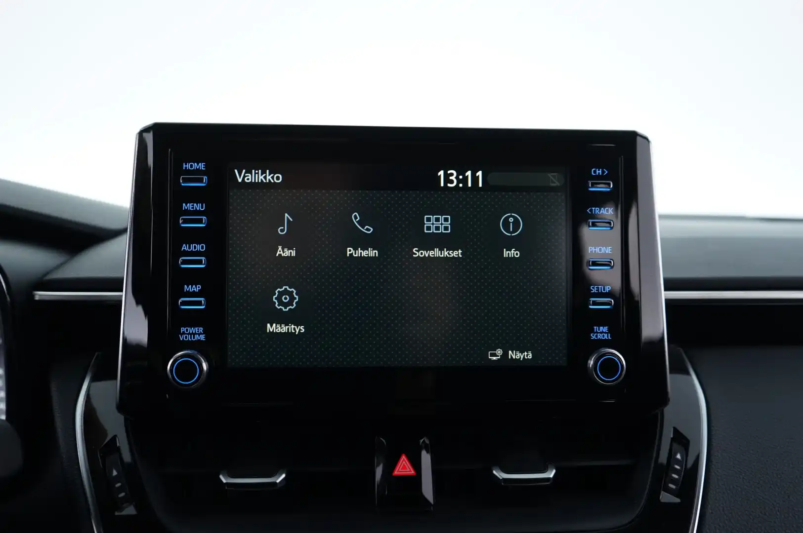 car-image