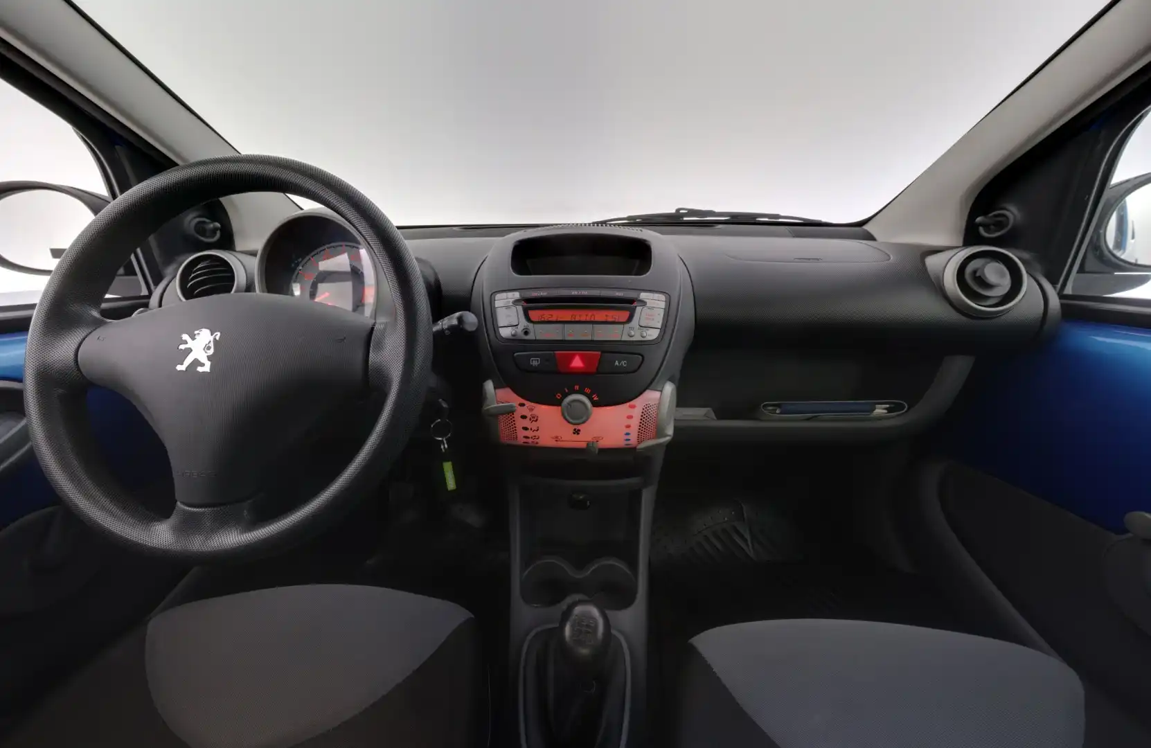 car-image