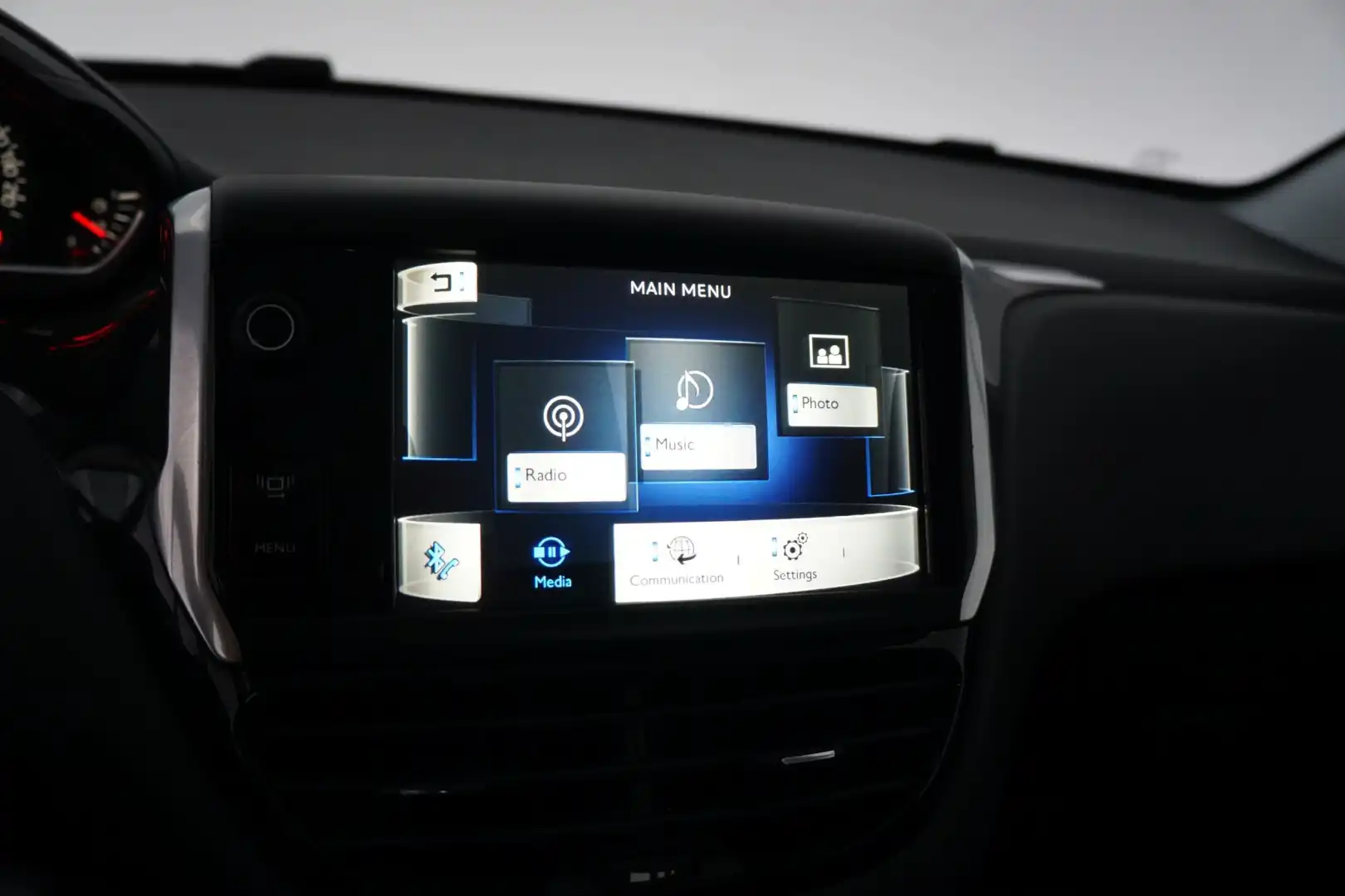 car-image