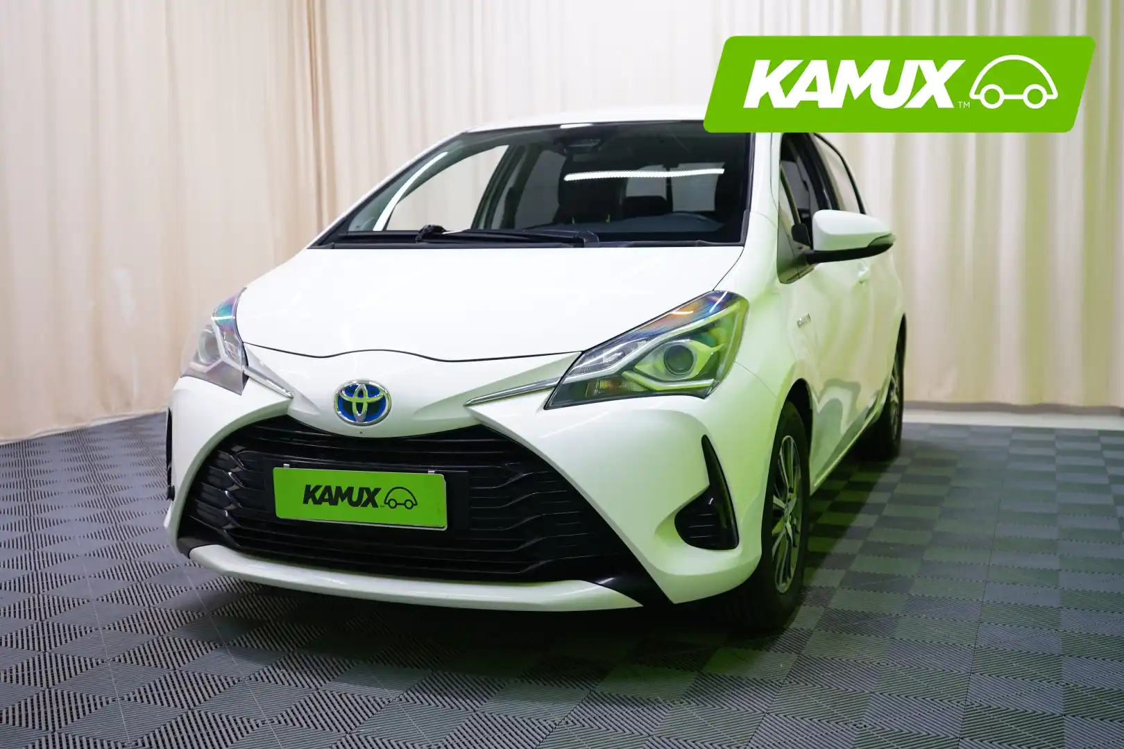 car-image