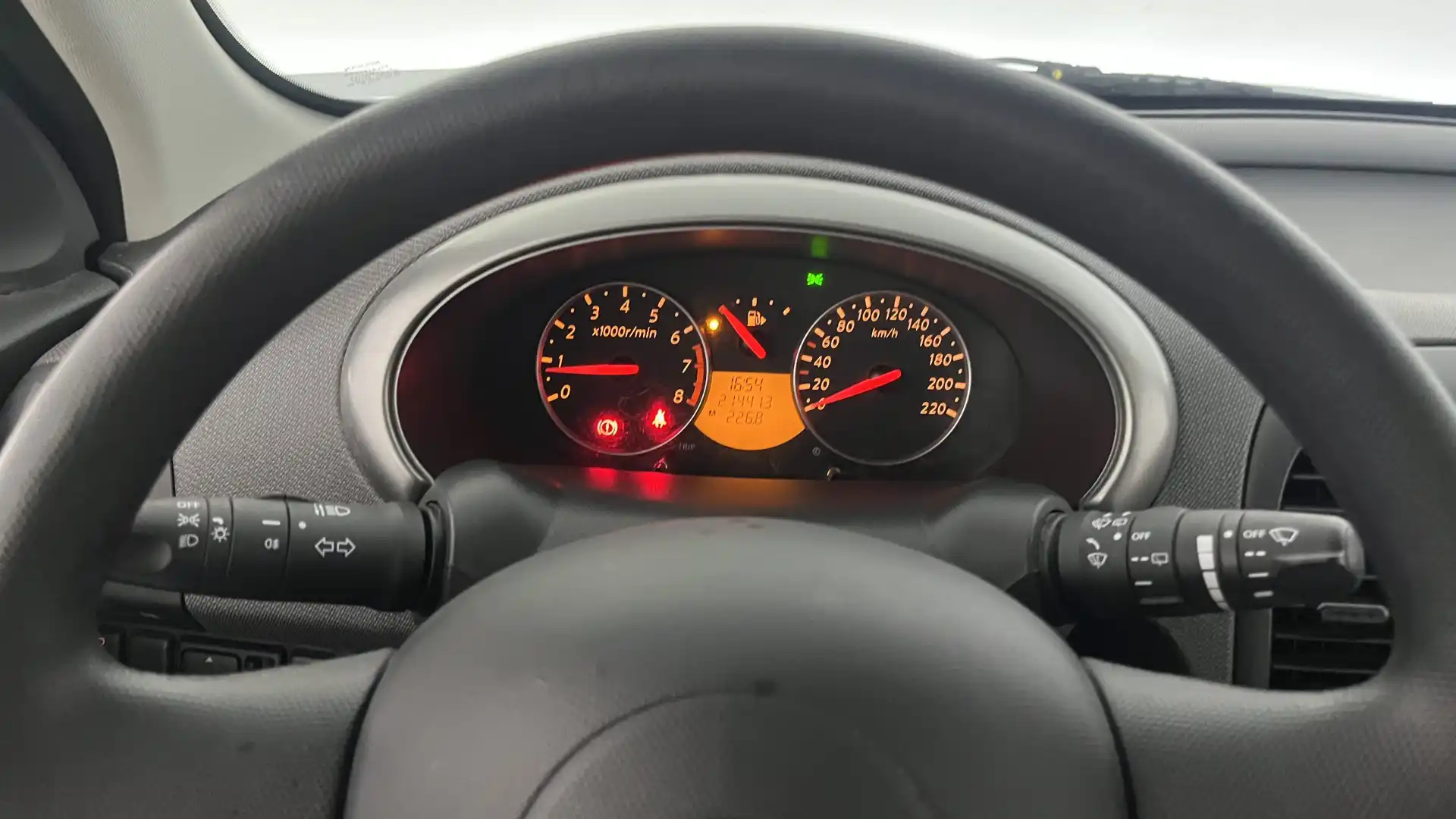 car-image