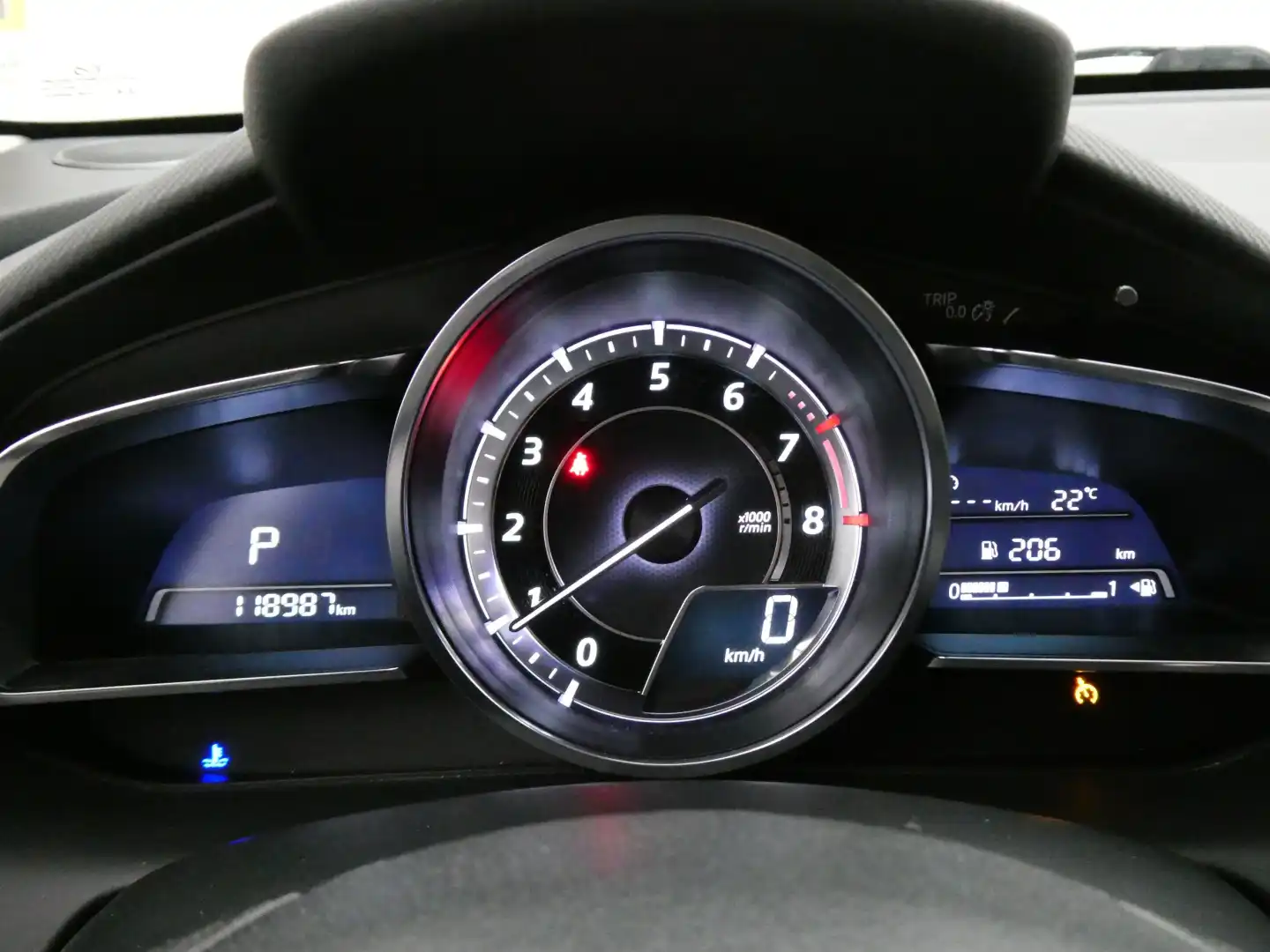 car-image