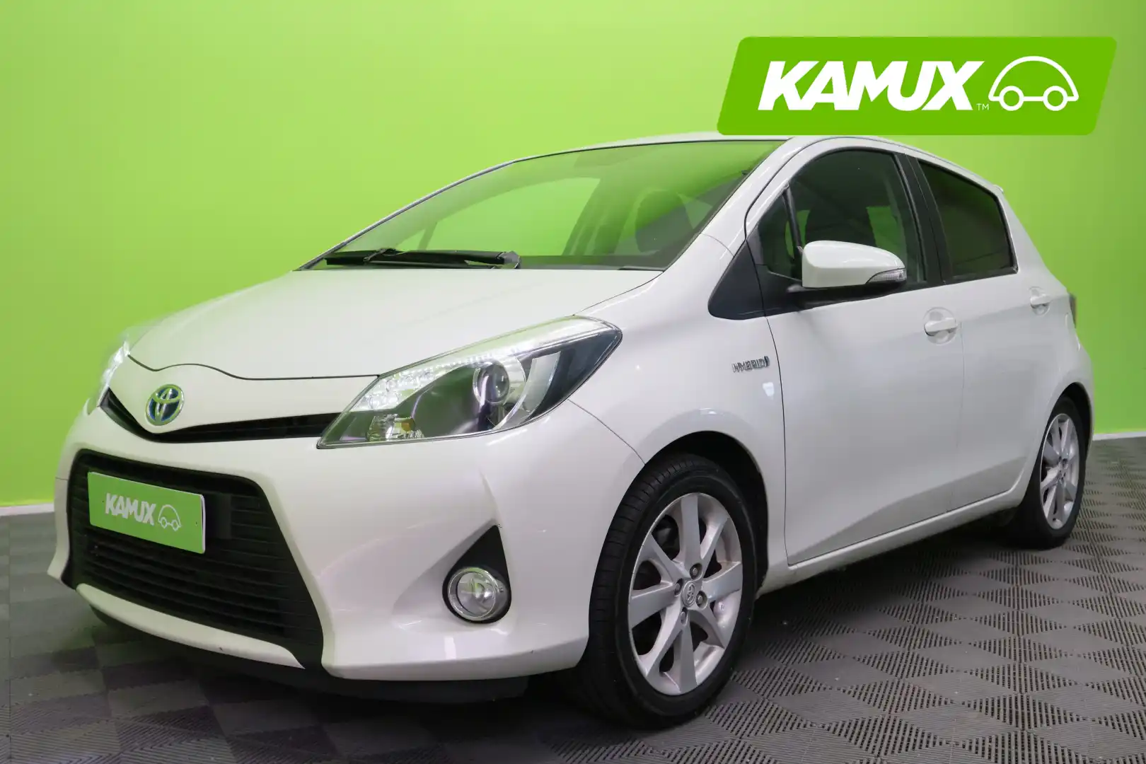 car-image