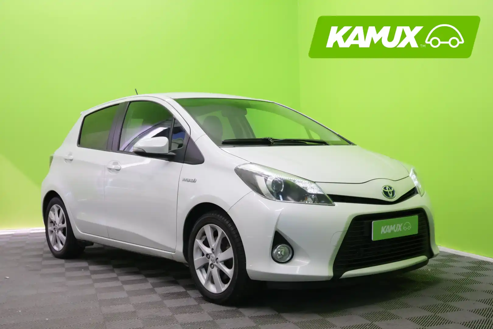 car-image