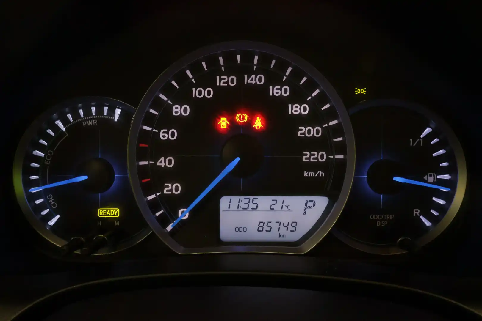 car-image