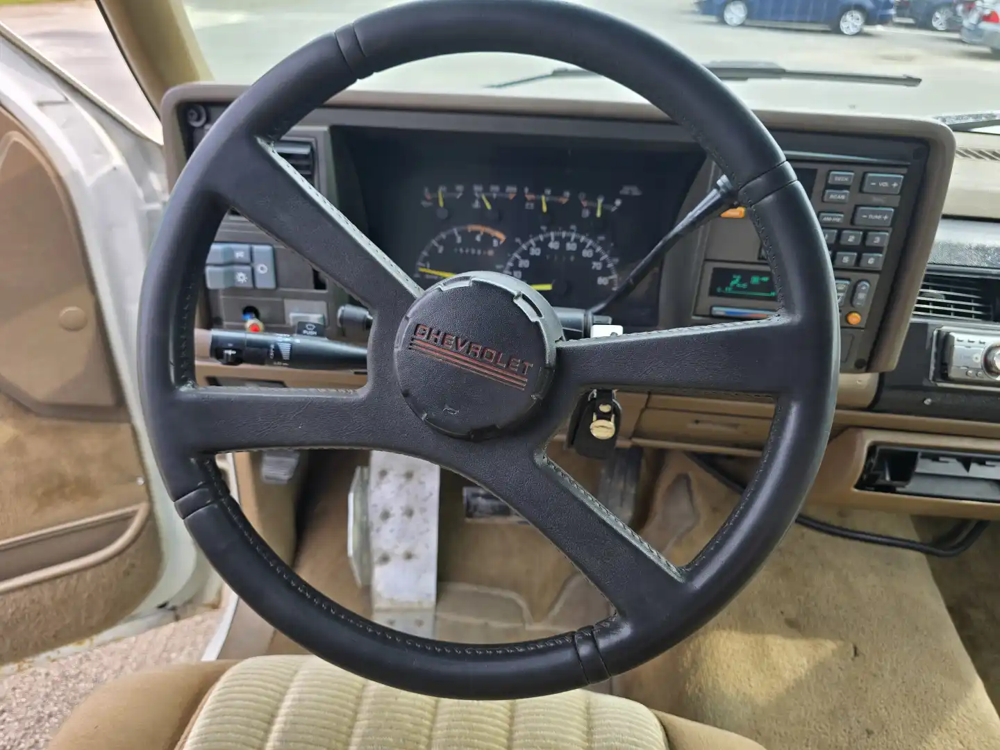 car-image