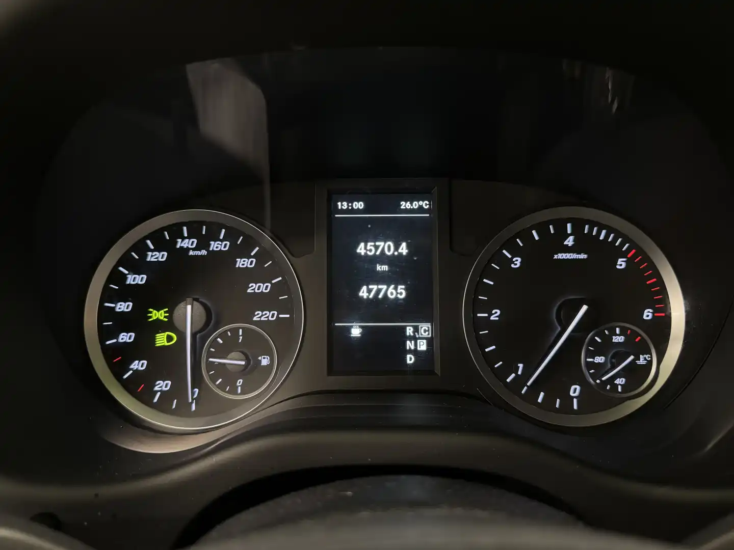 car-image