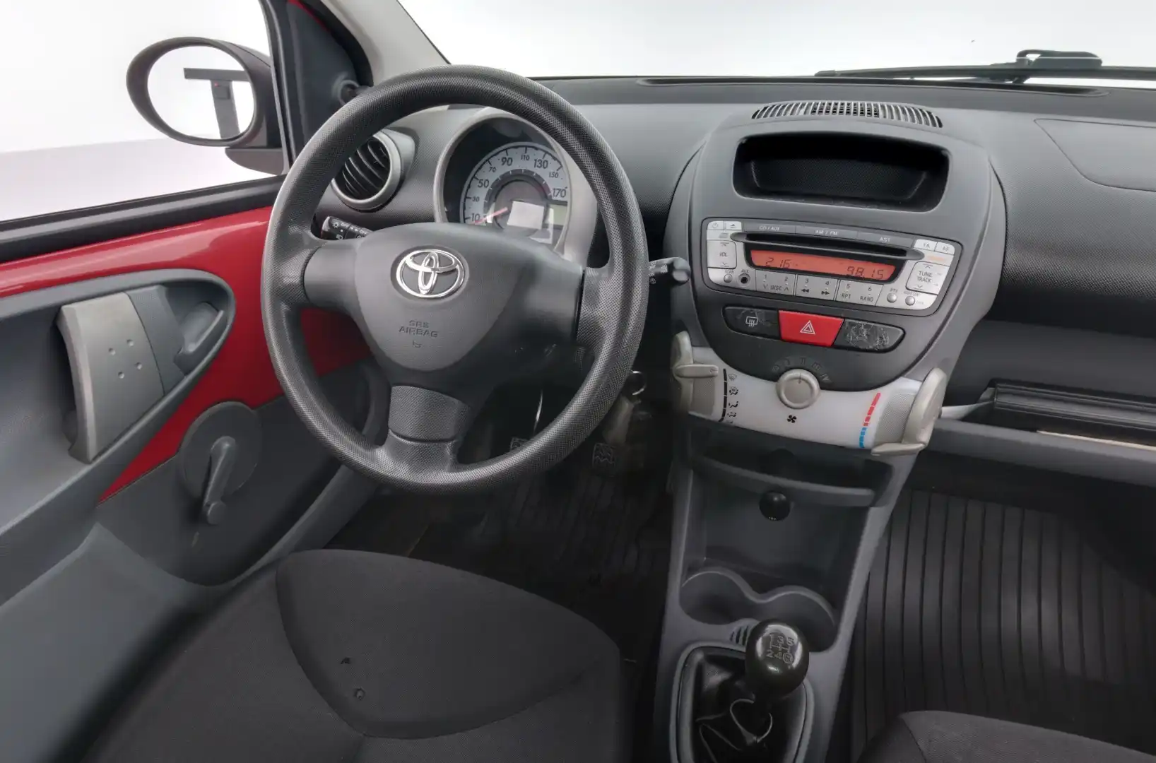 car-image