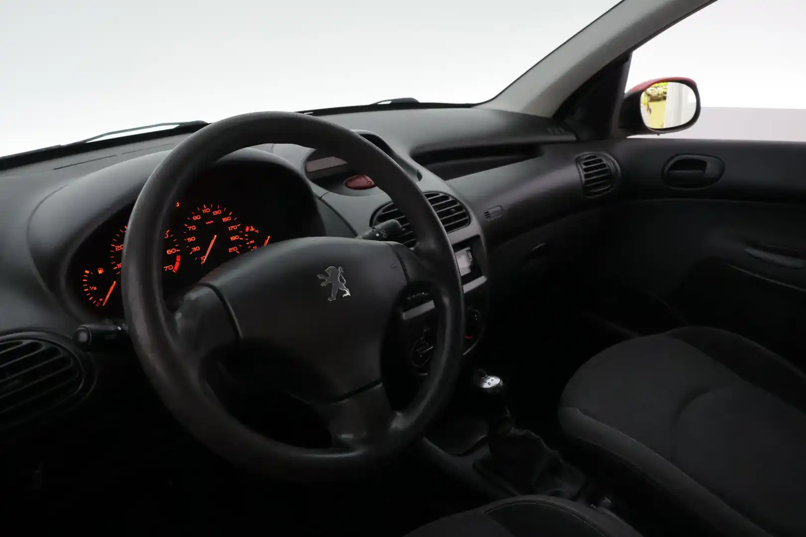 car-image