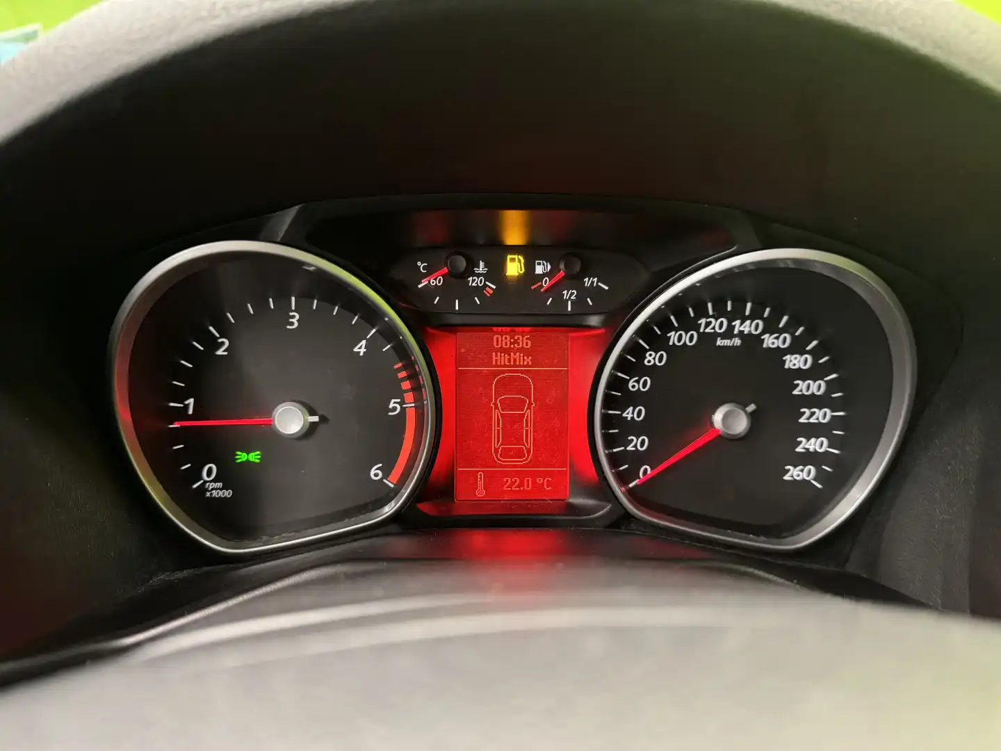 car-image