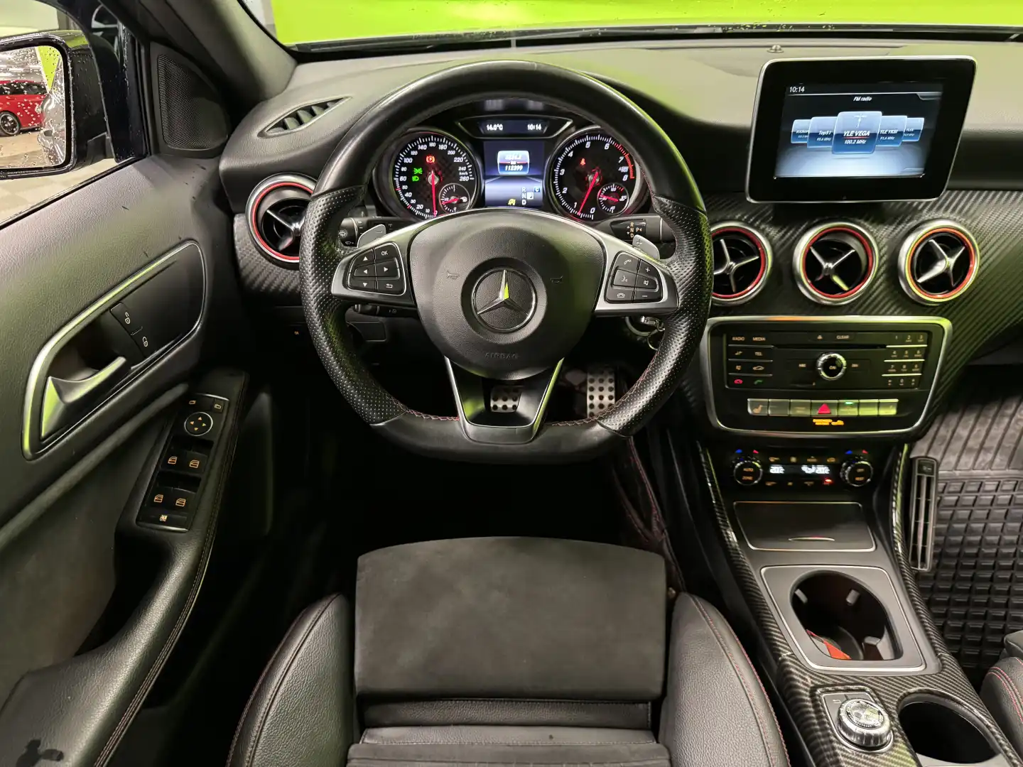 car-image