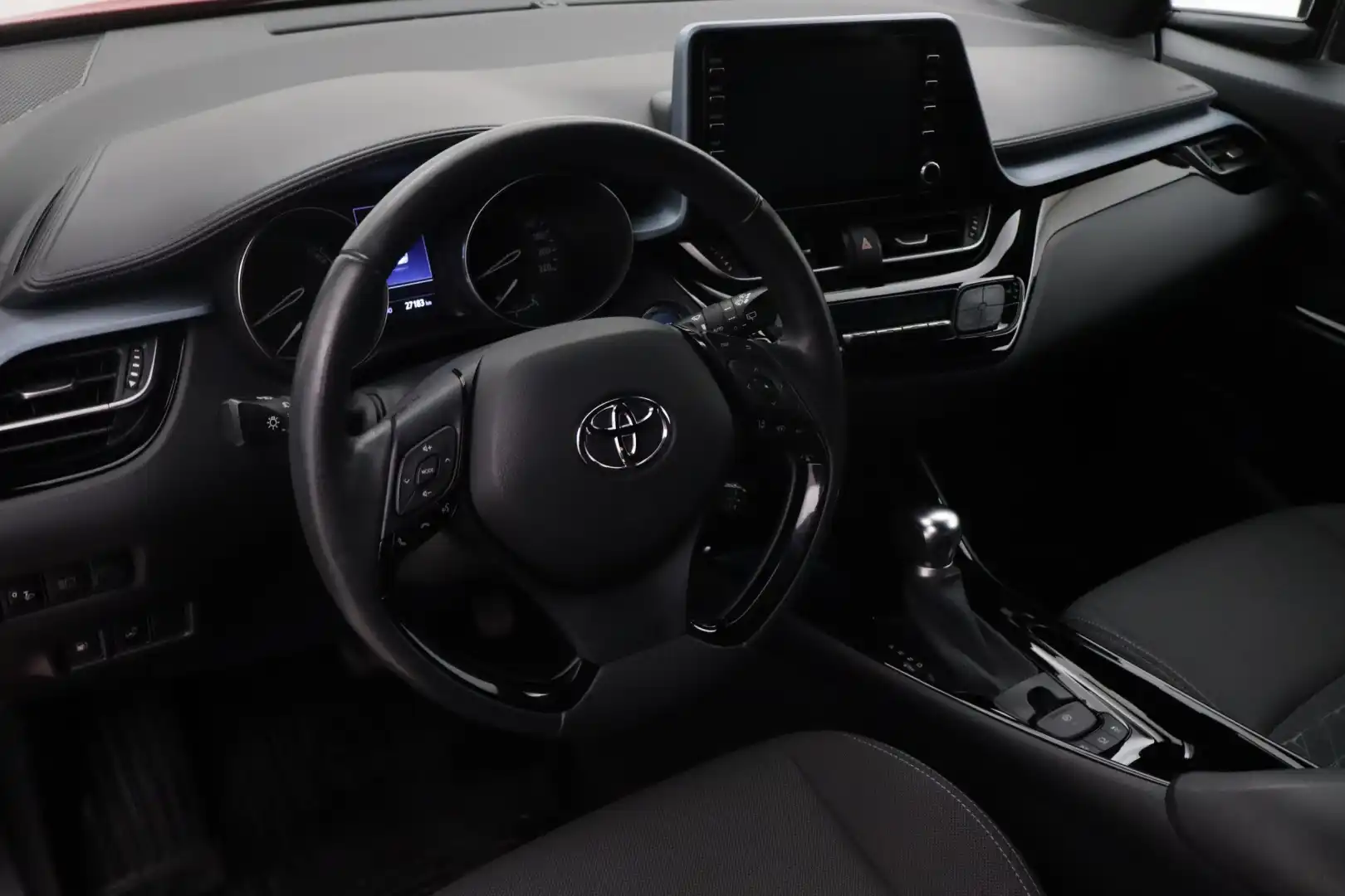 car-image