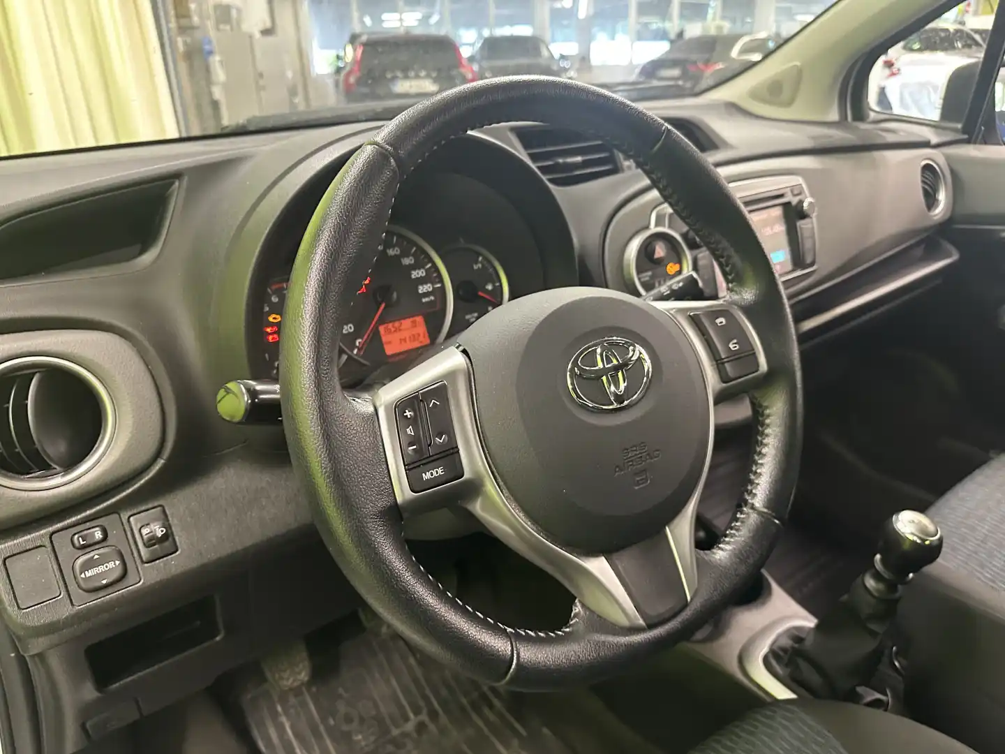 car-image