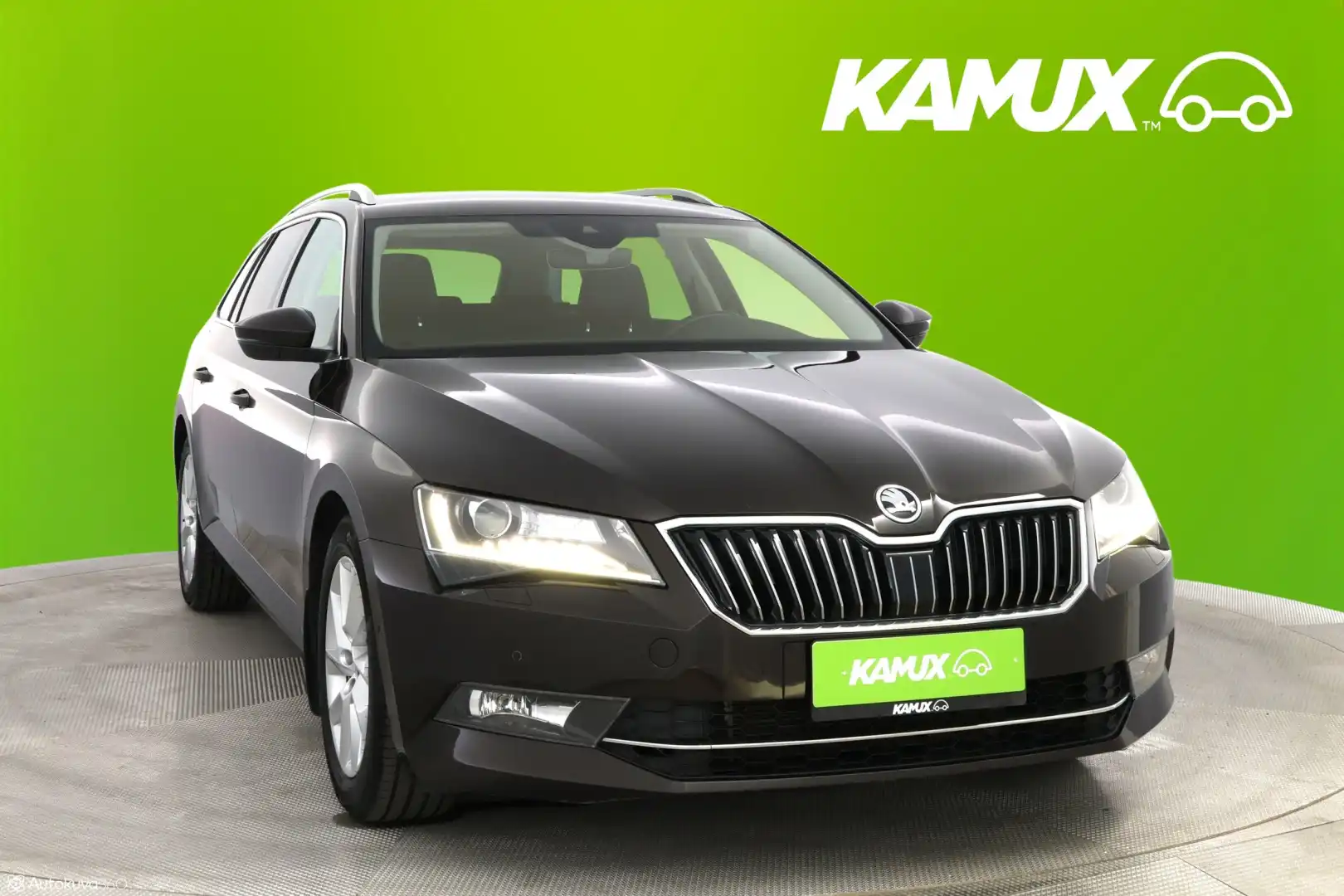 car-image