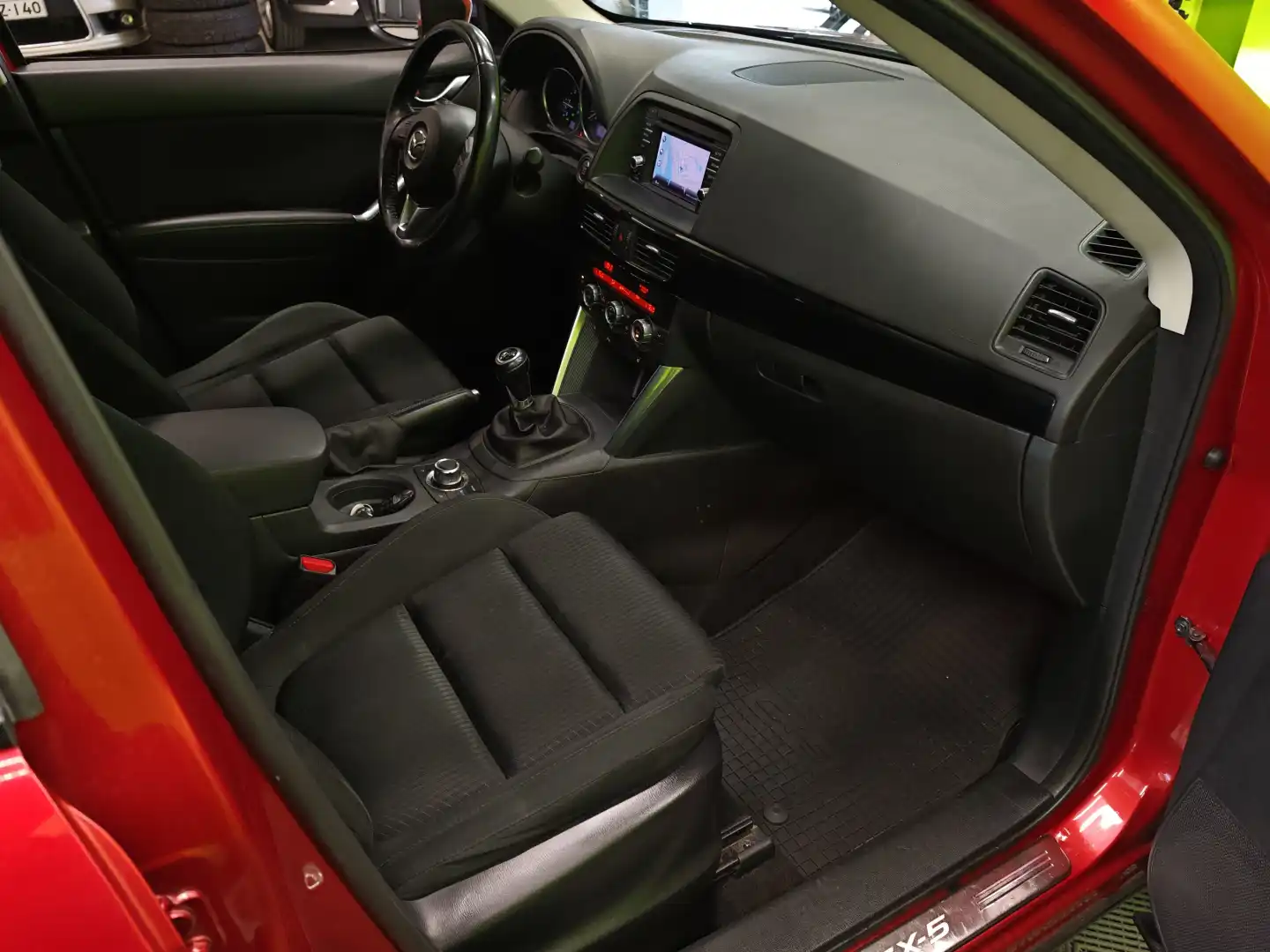 car-image