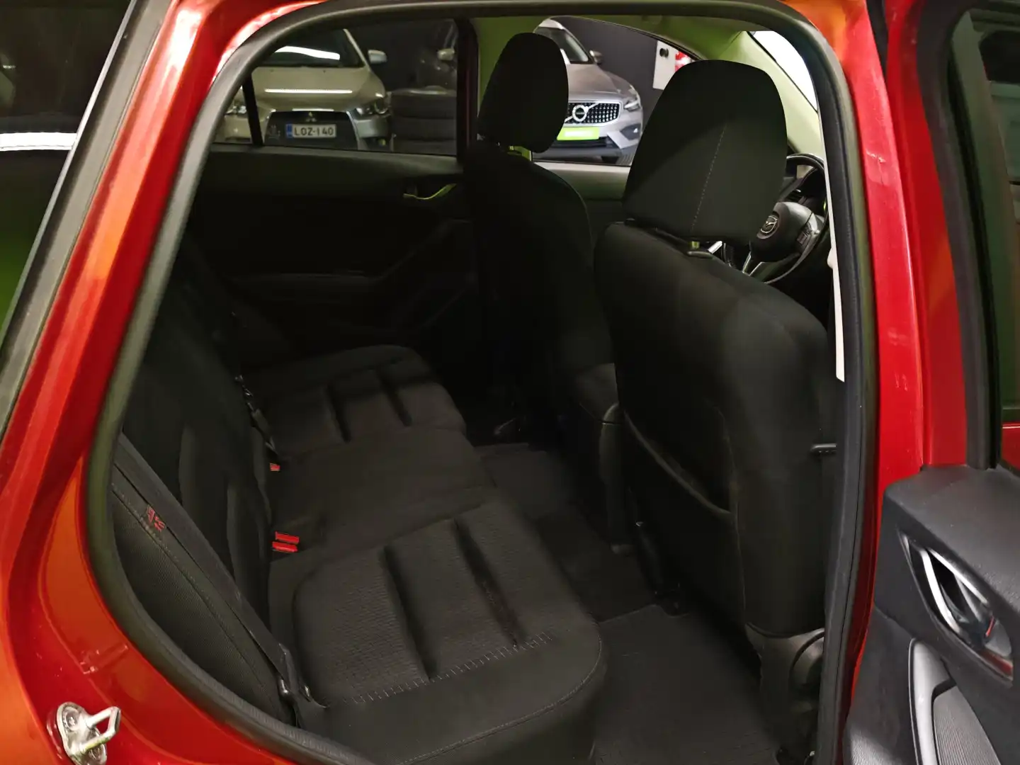 car-image