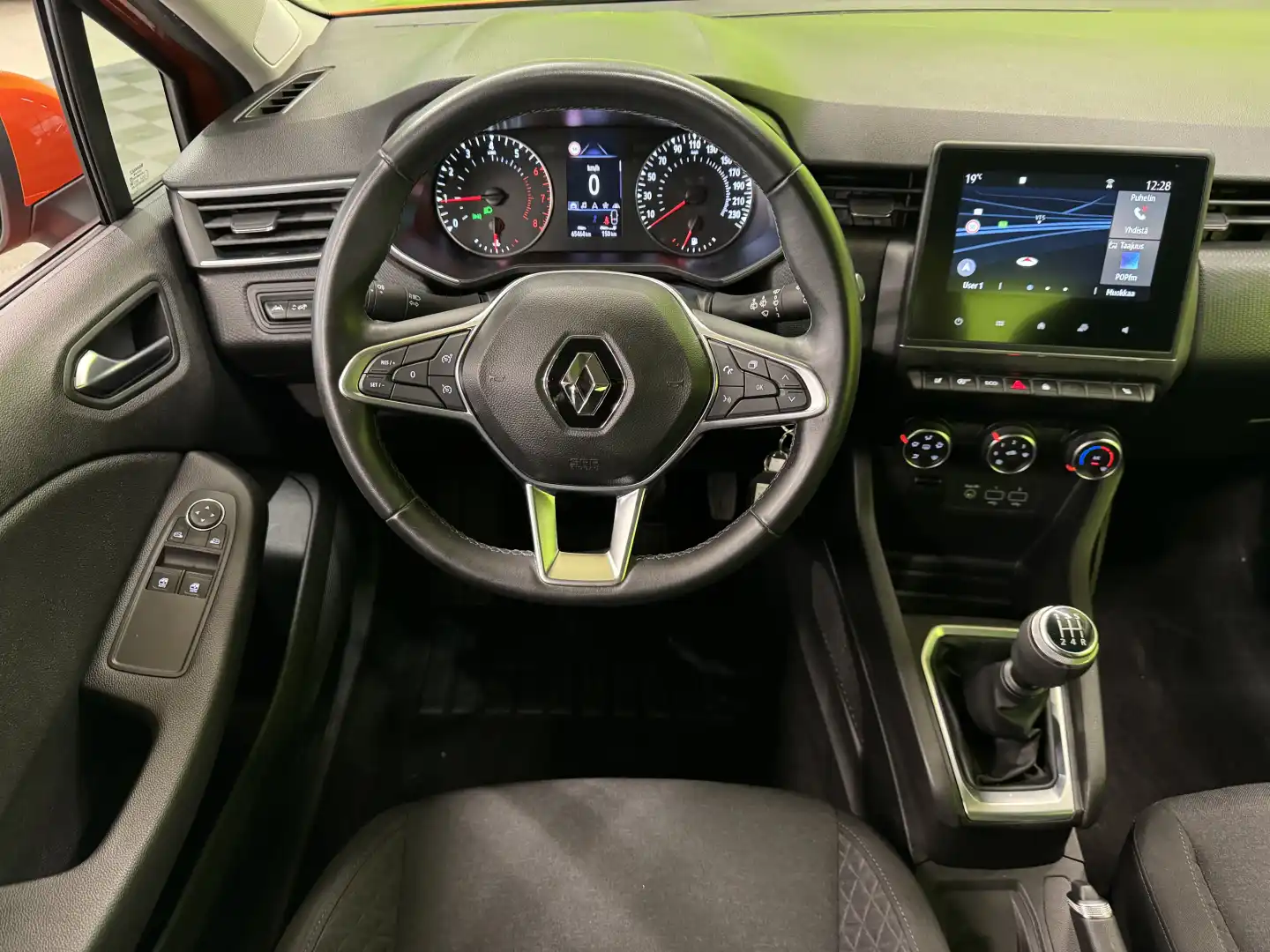 car-image