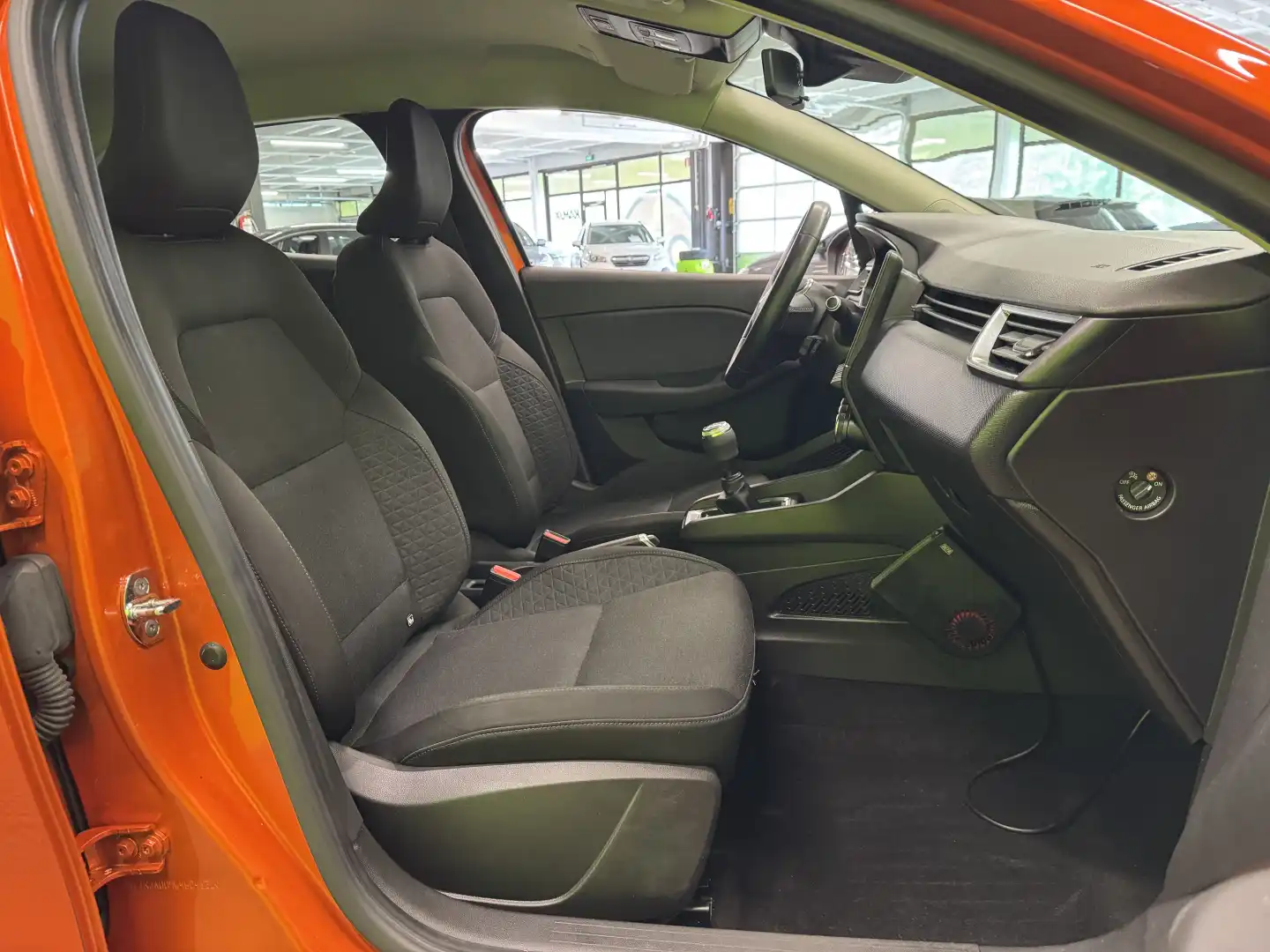 car-image