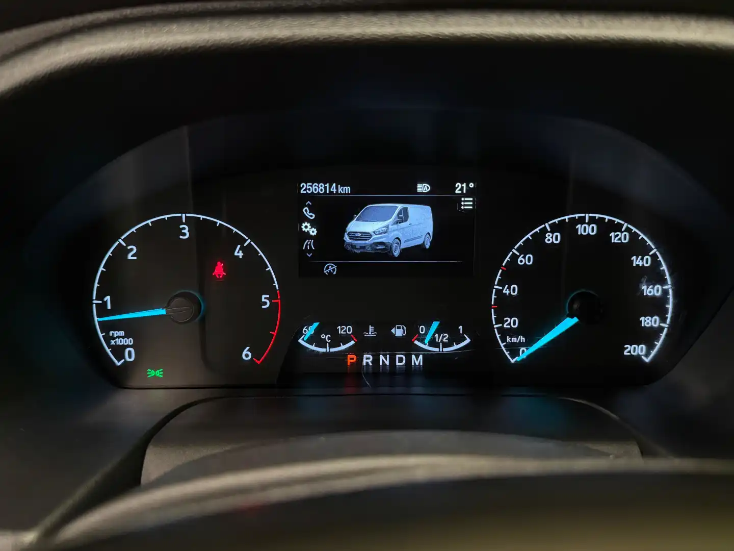 car-image