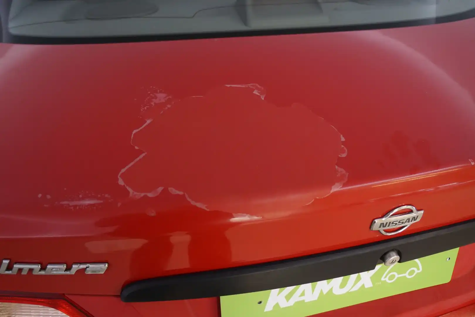 car-image