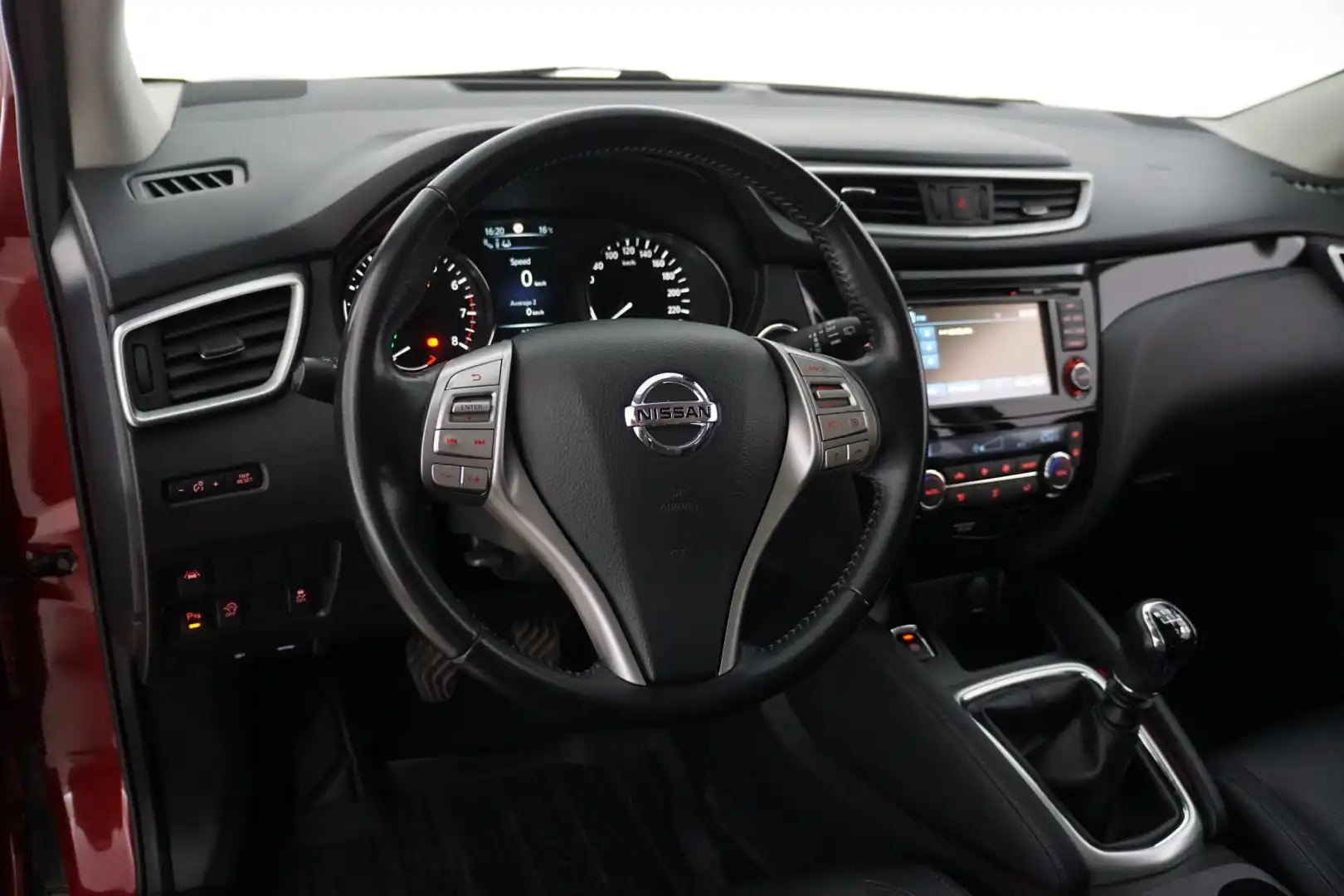 car-image