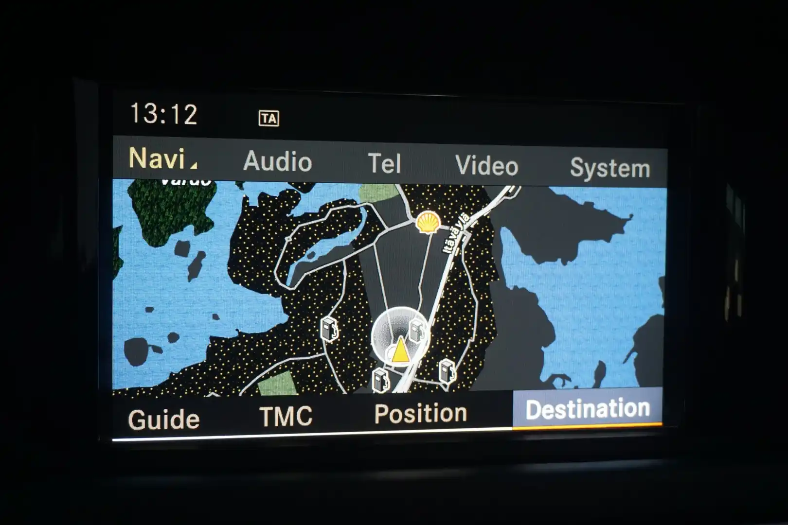 car-image
