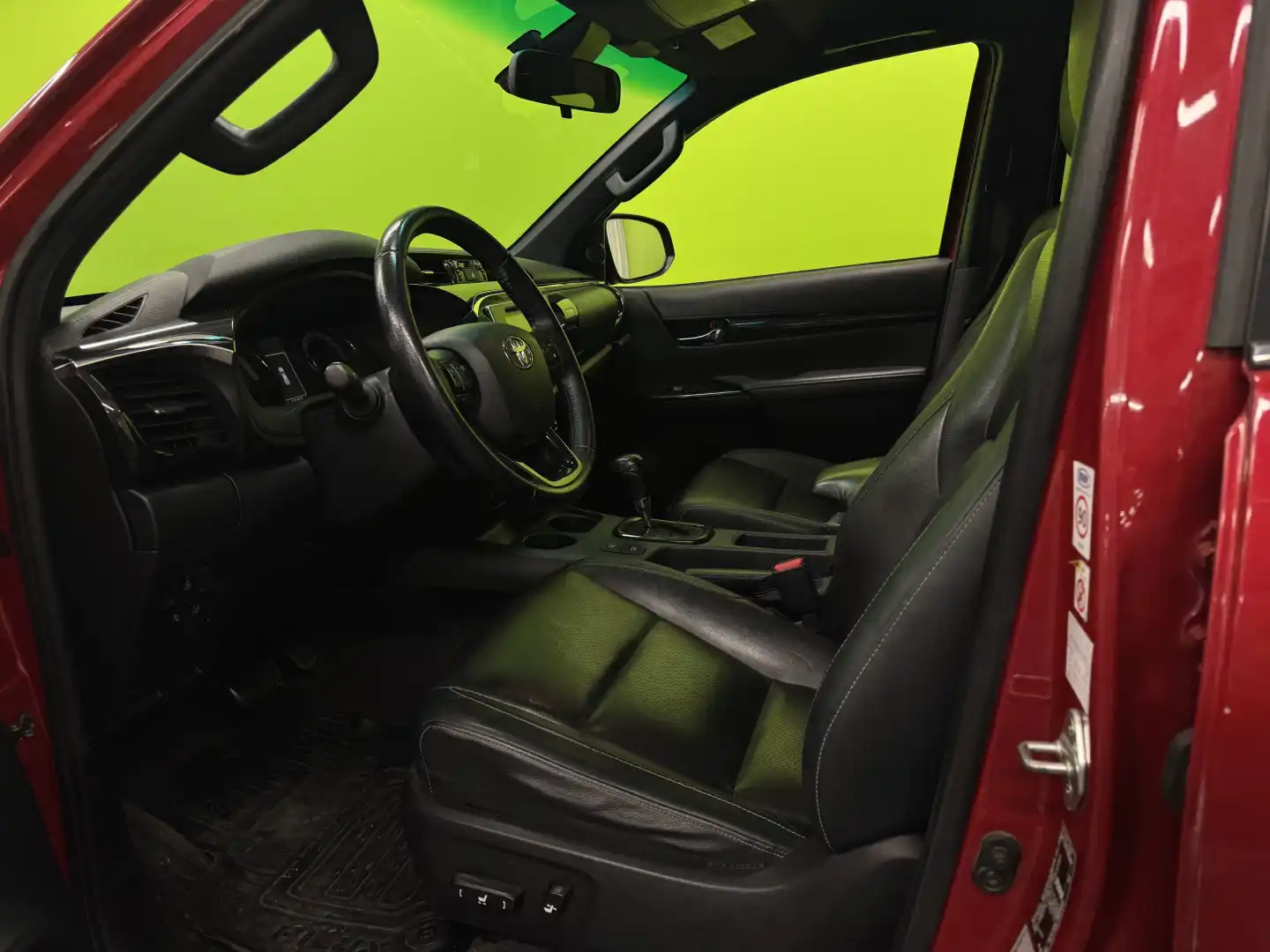 car-image
