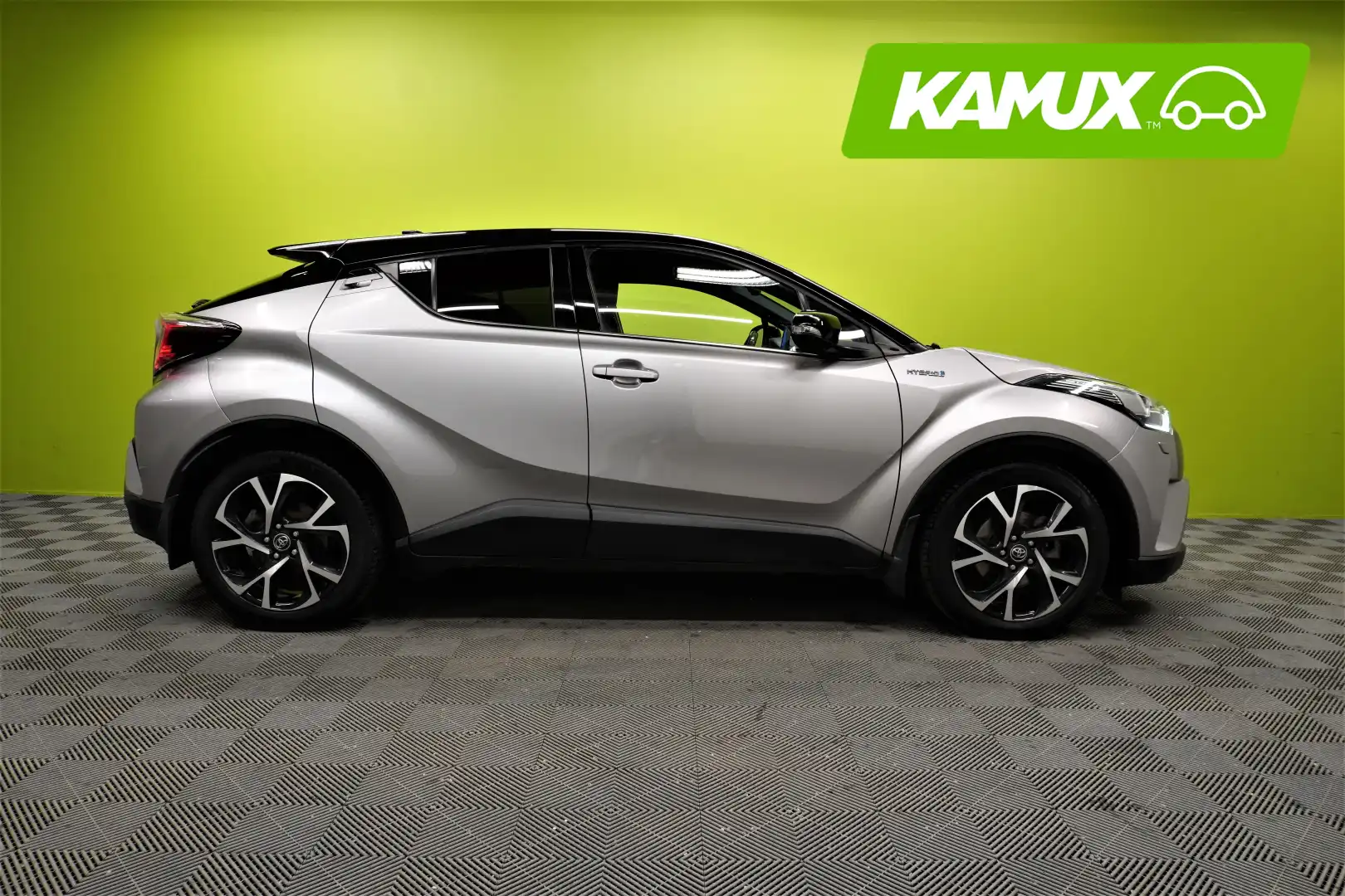 car-image
