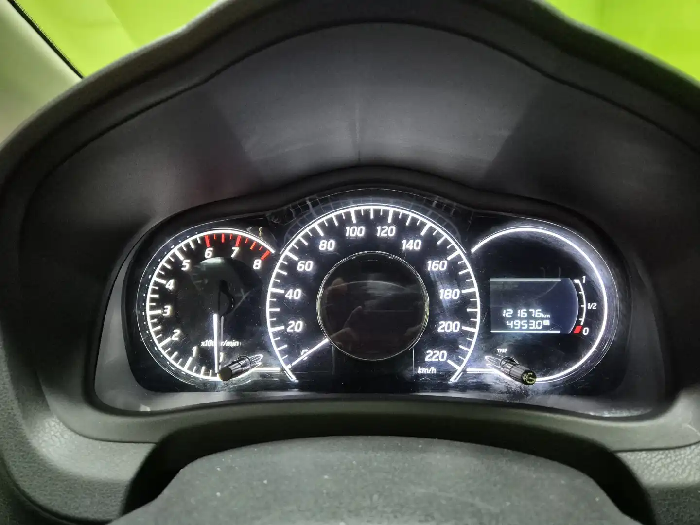 car-image