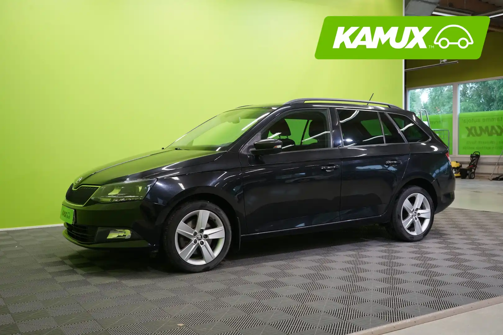 car-image