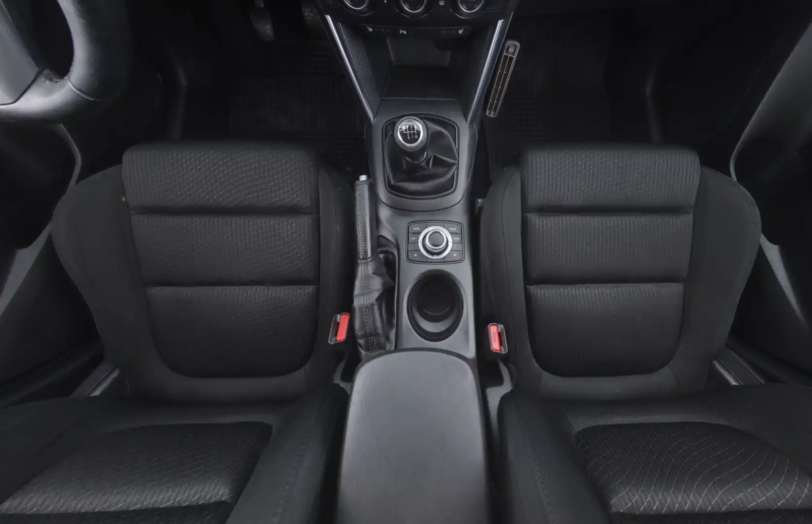 car-image