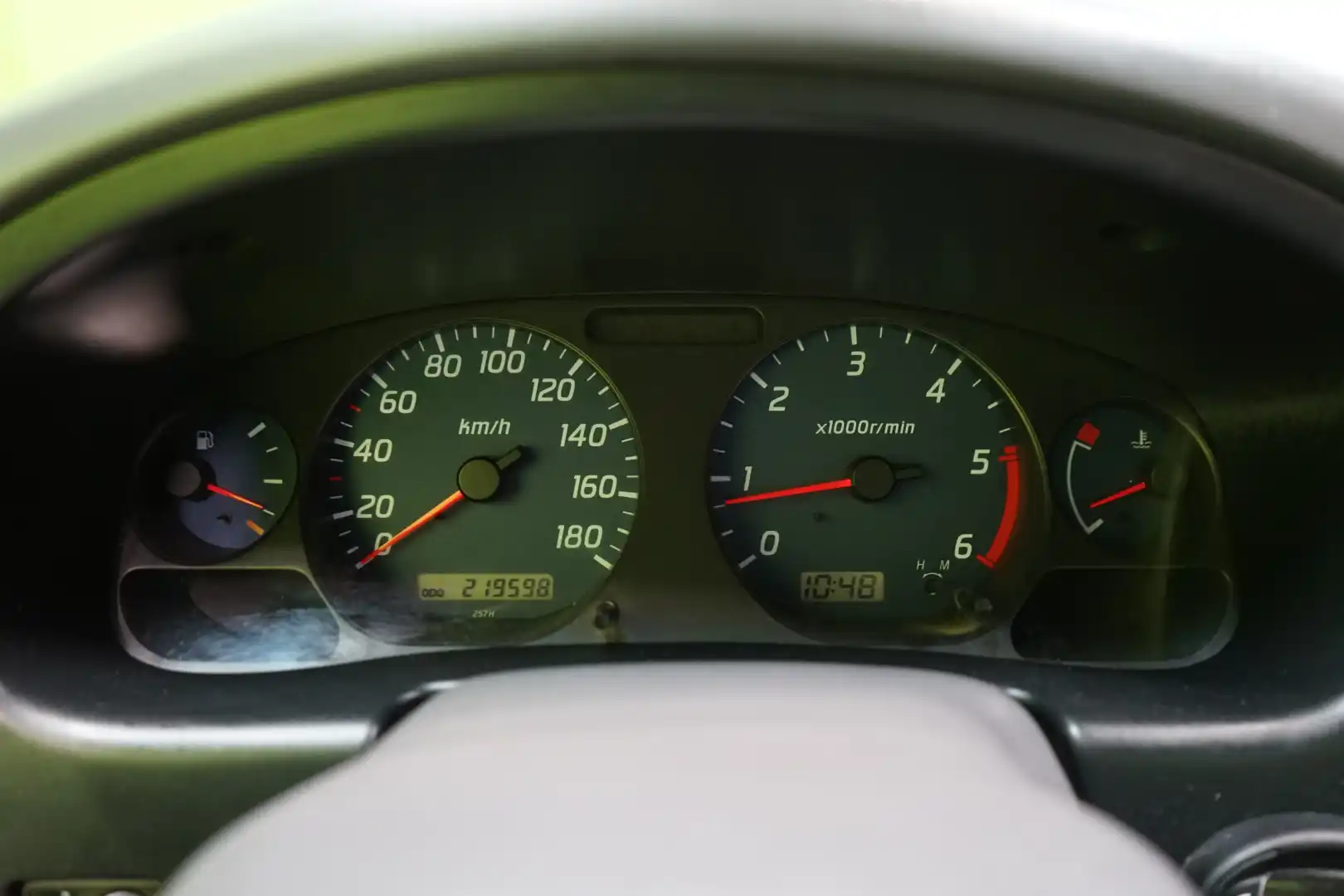 car-image