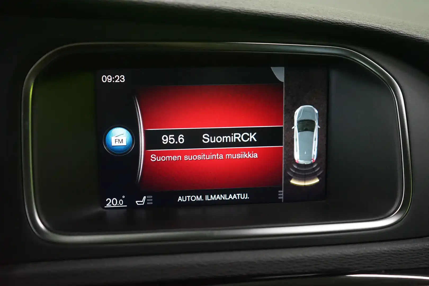 car-image