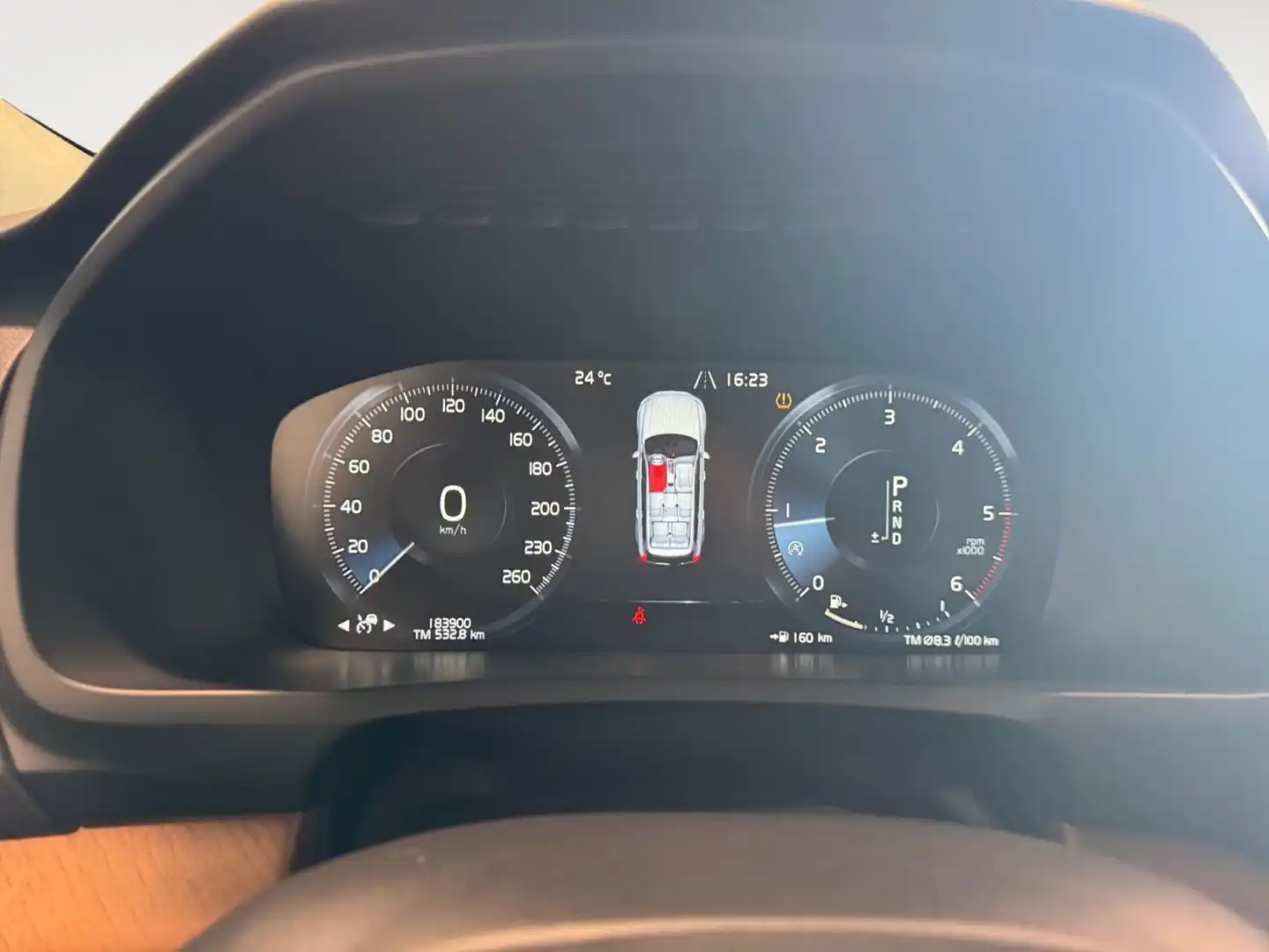 car-image