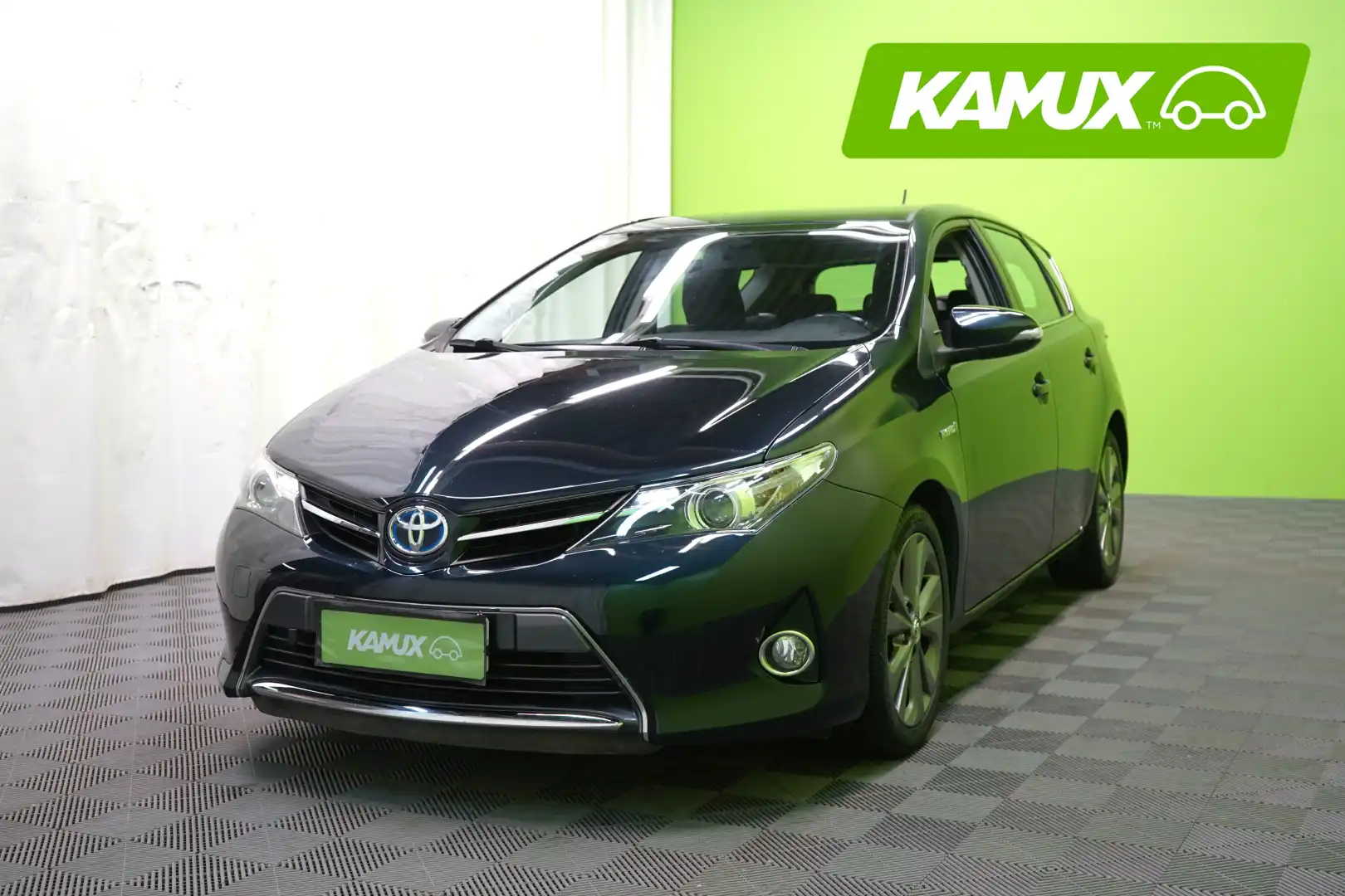 car-image