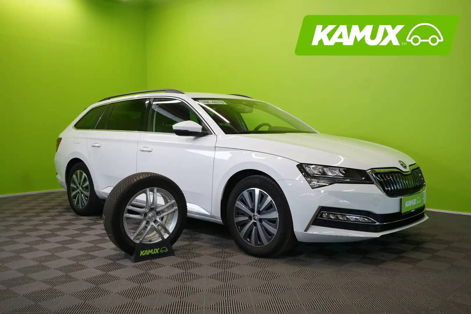 car-image