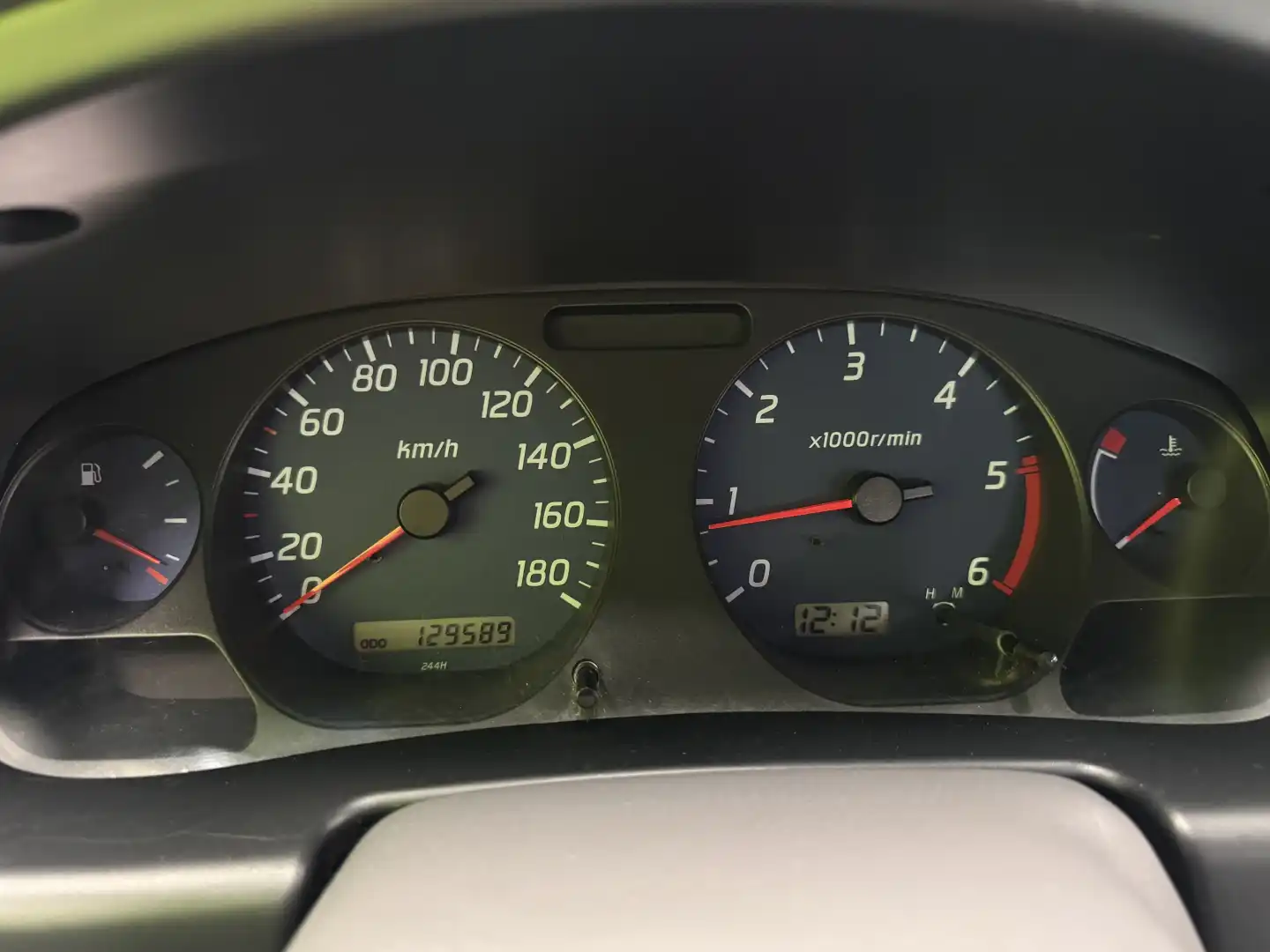 car-image