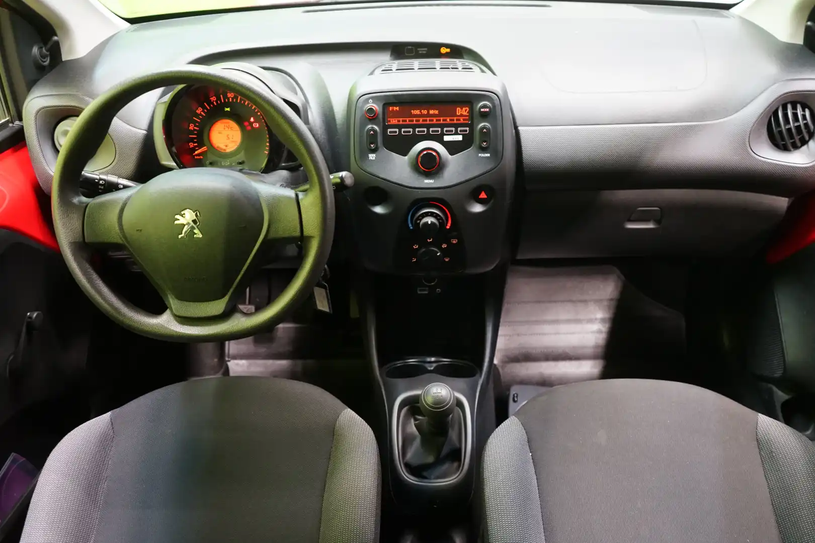 car-image